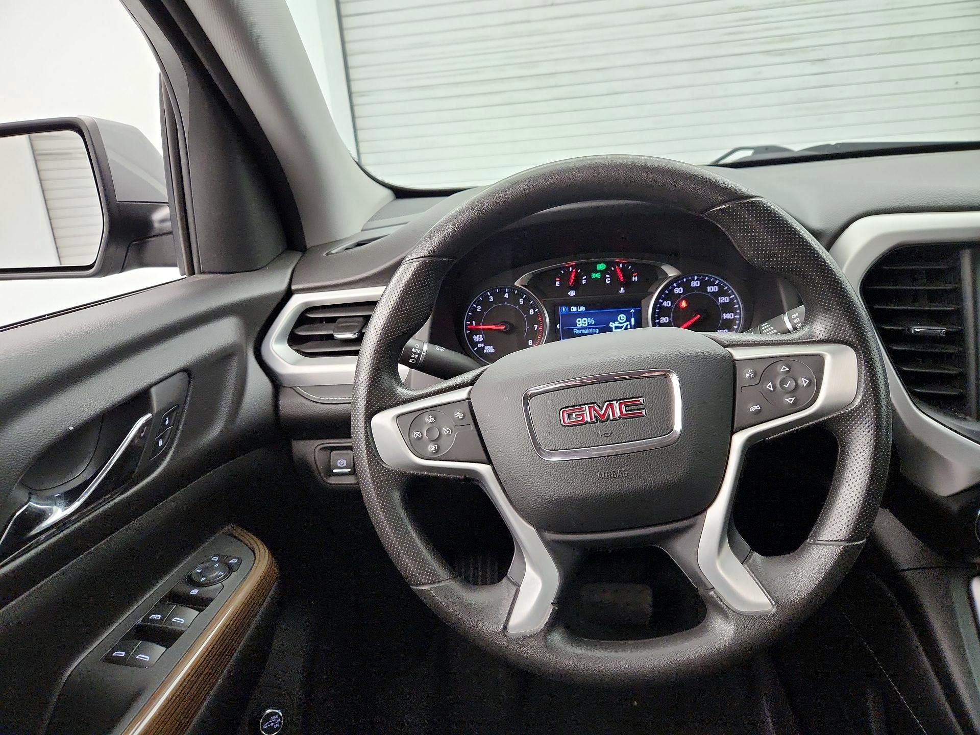 Thumbnail: 2023 GMC Acadia - 10