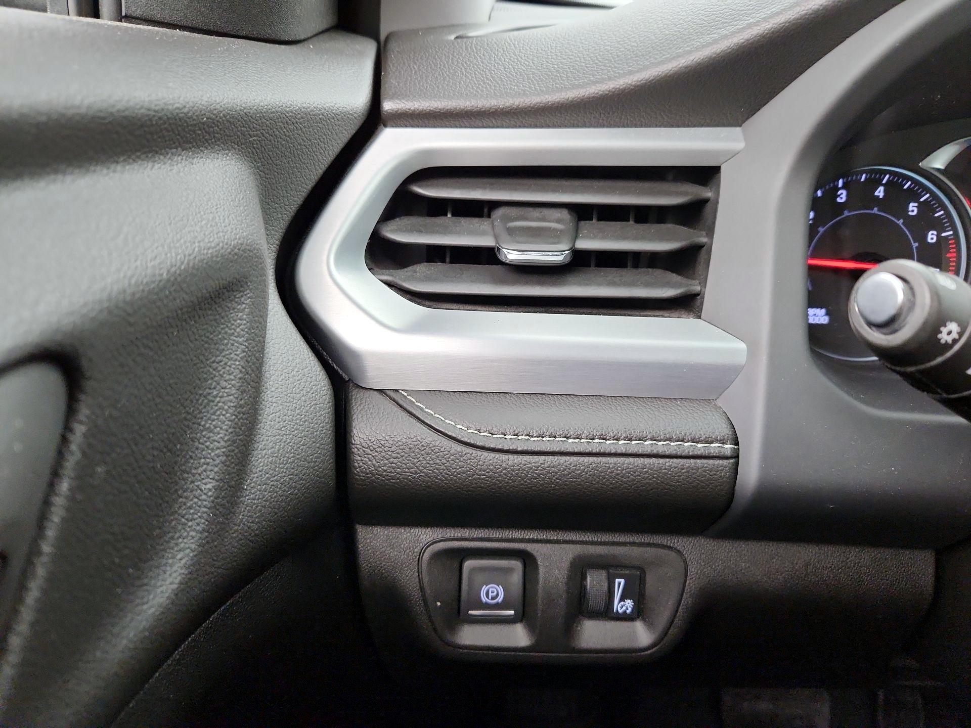 Thumbnail: 2023 GMC Acadia - 13