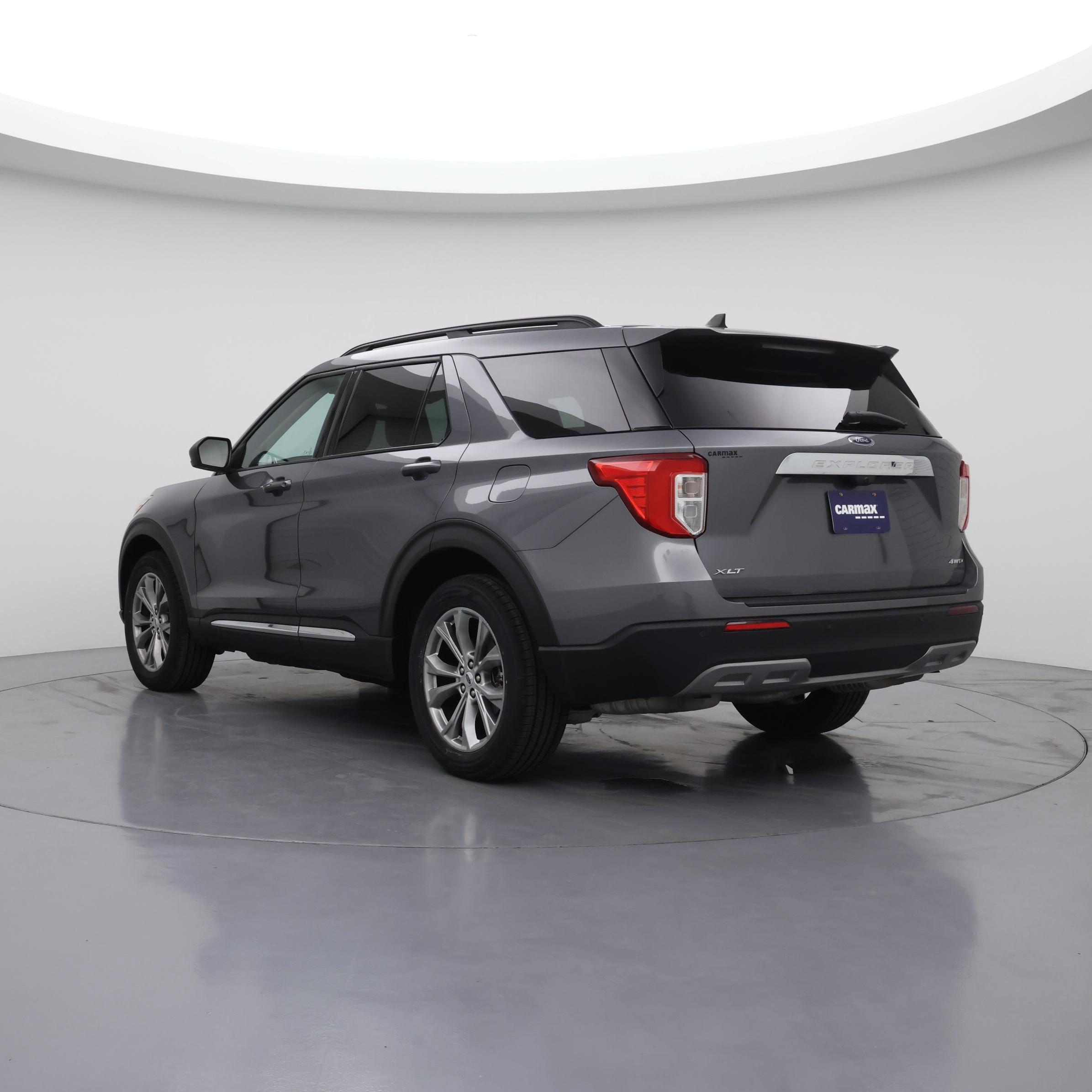 Thumbnail: 2022 Ford Explorer - 2