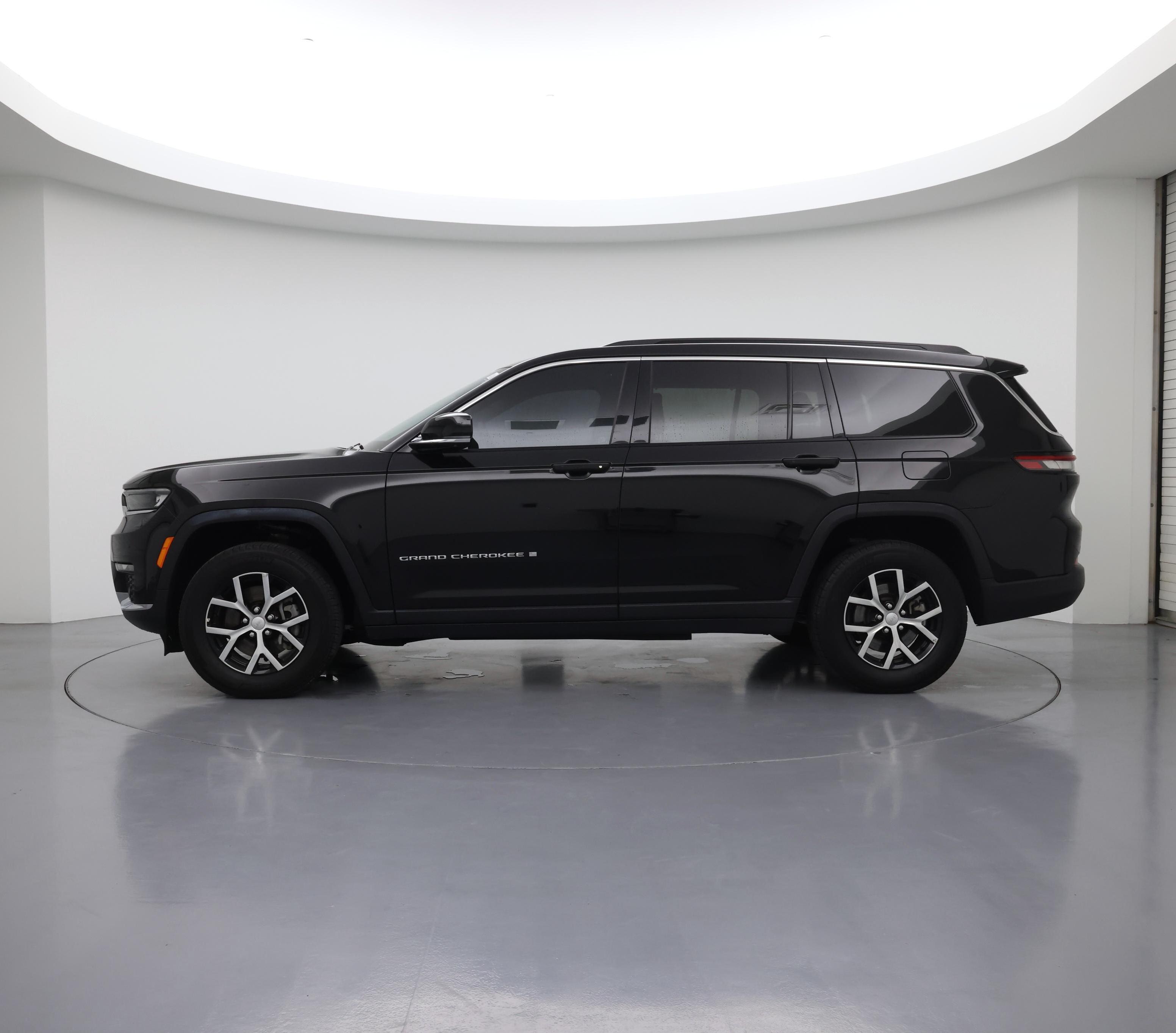 Thumbnail: 2024 Jeep Grand Cherokee L - 3