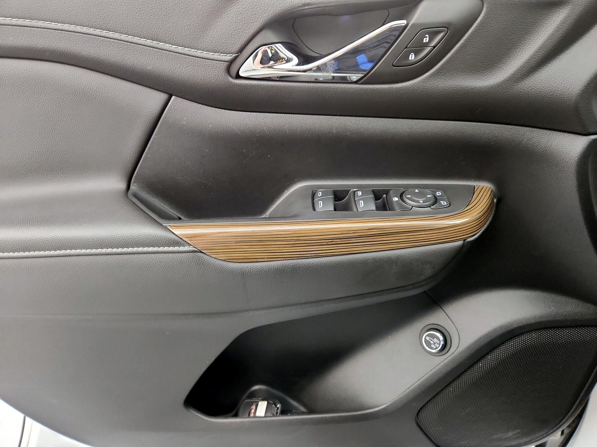 Thumbnail: 2023 GMC Acadia - 12