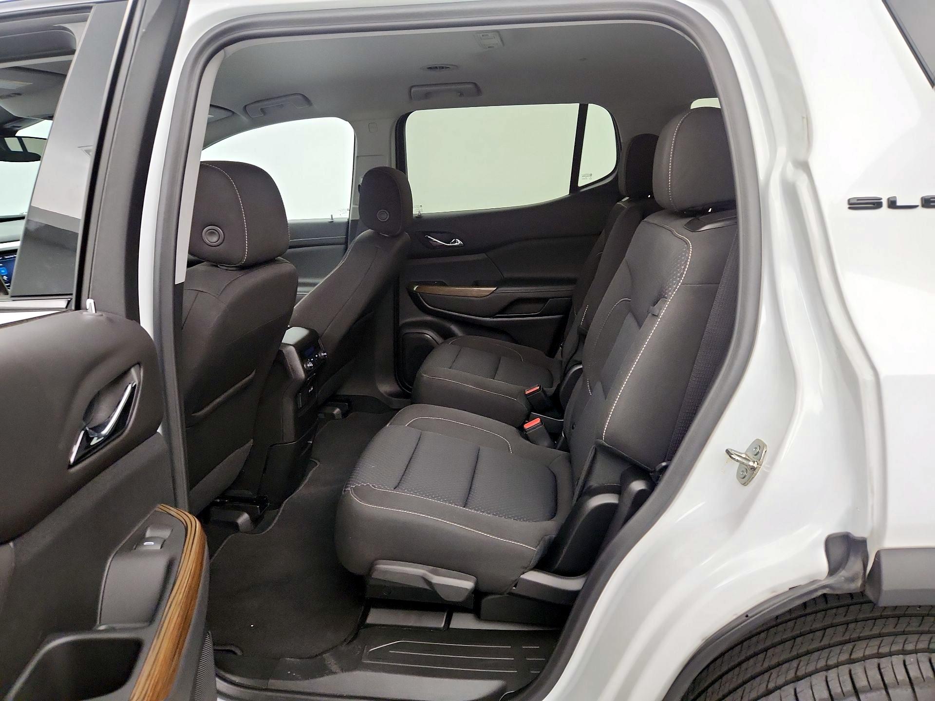 Thumbnail: 2023 GMC Acadia - 19