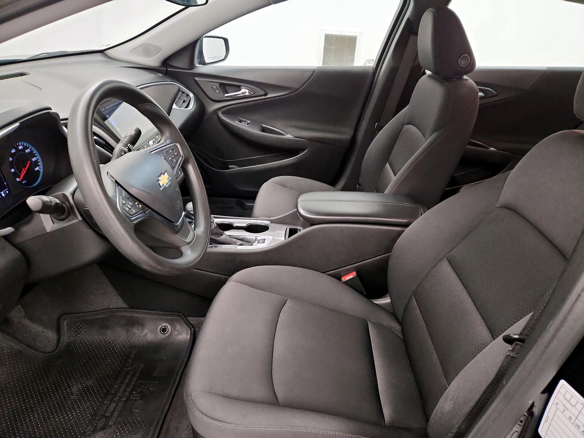 Thumbnail: 2023 Chevrolet Malibu - 11