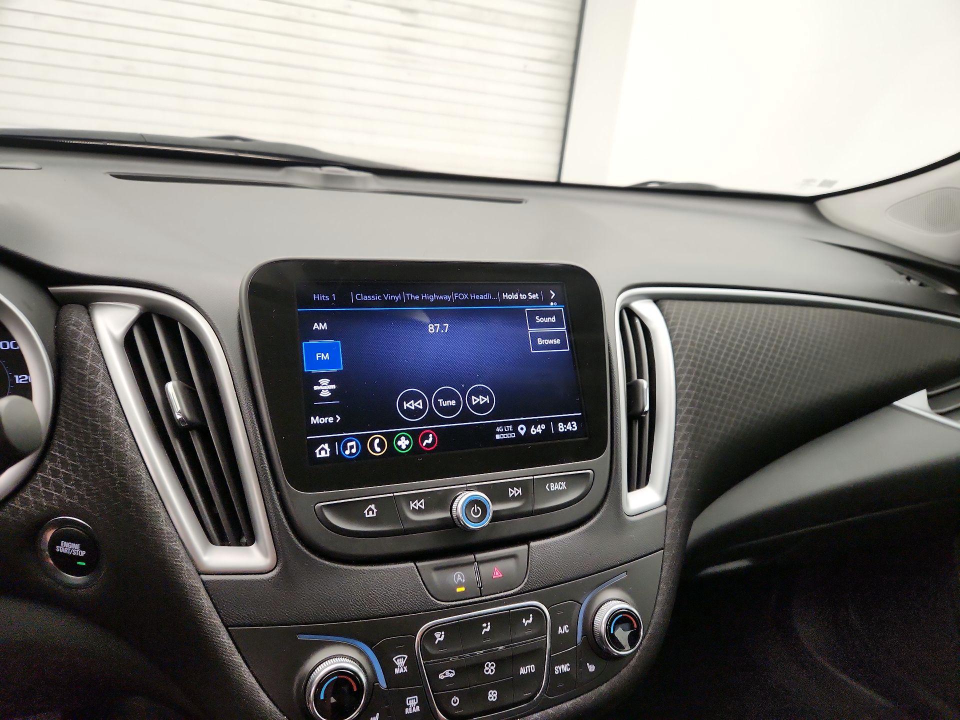 Thumbnail: 2023 Chevrolet Malibu - 15