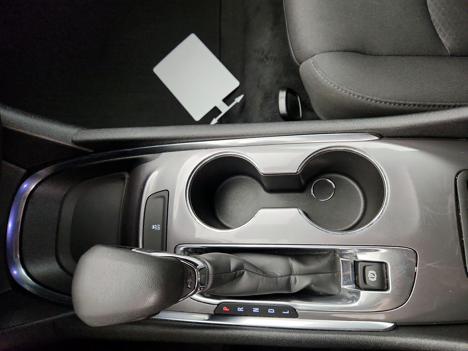 Thumbnail: 2023 Chevrolet Malibu - 17