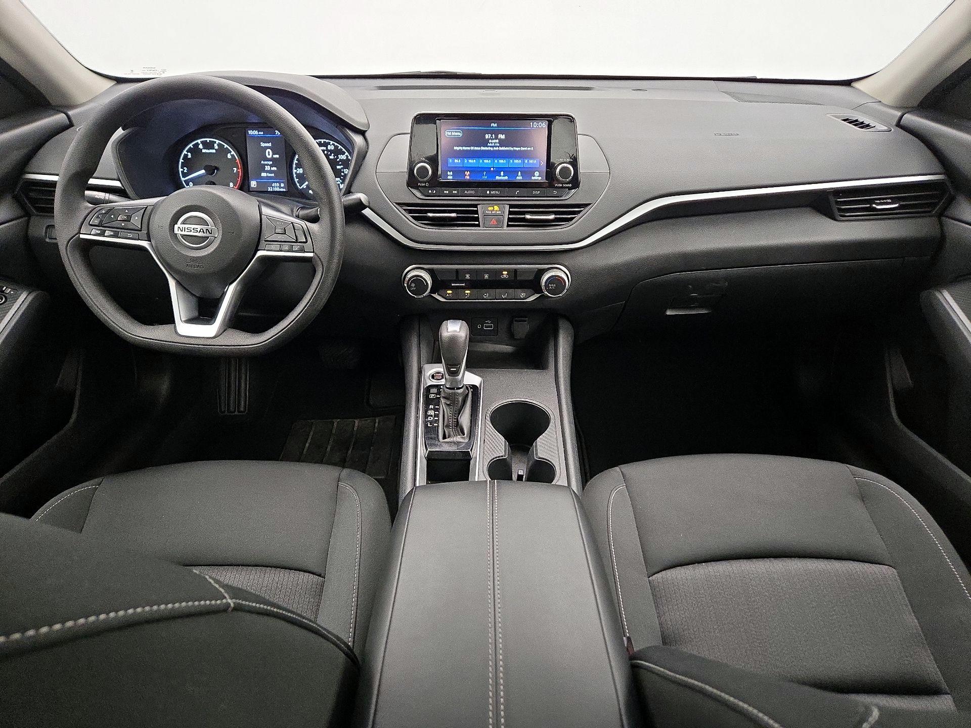 Thumbnail: 2022 Nissan Altima - 9