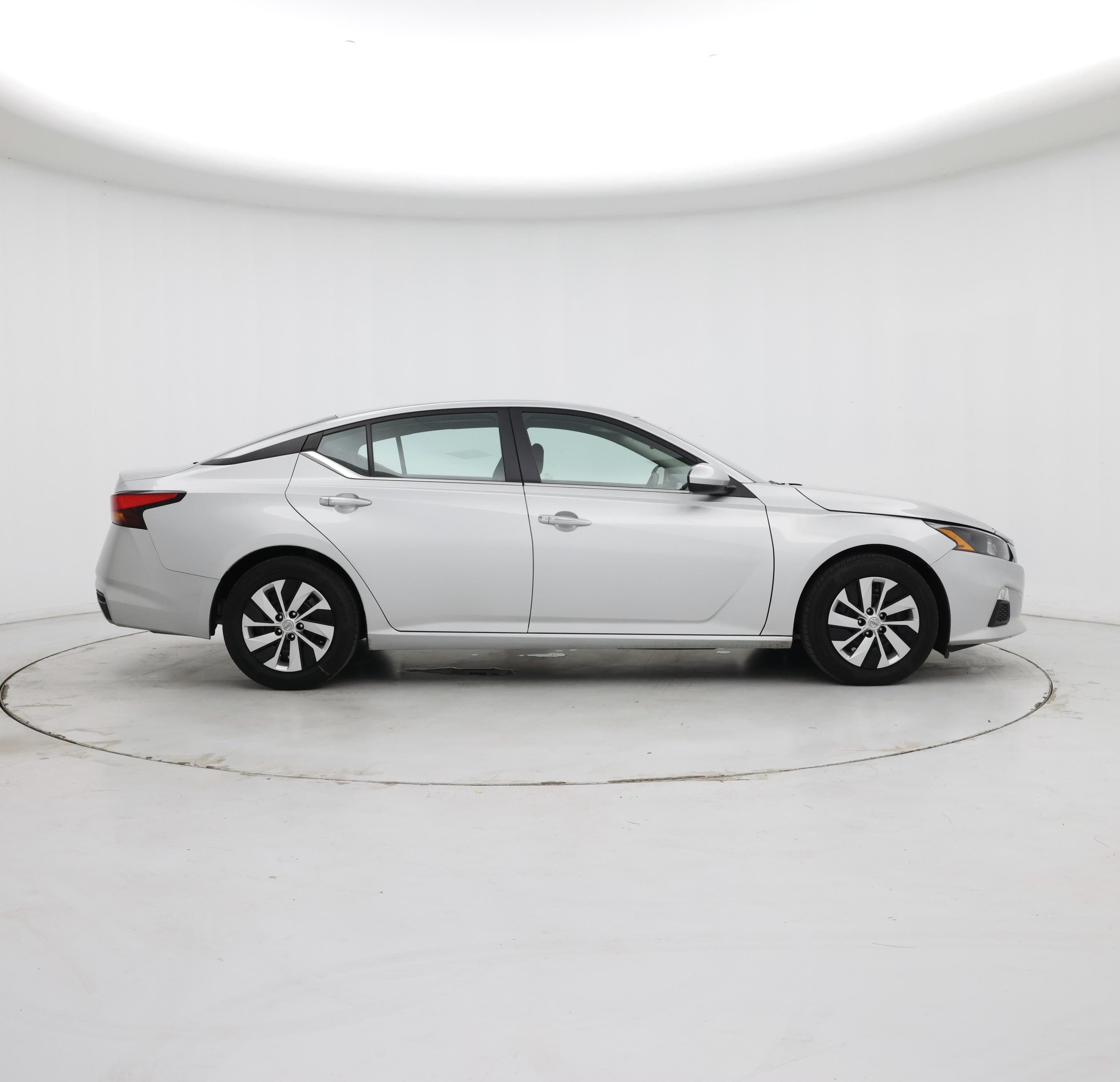 Thumbnail: 2022 Nissan Altima - 7