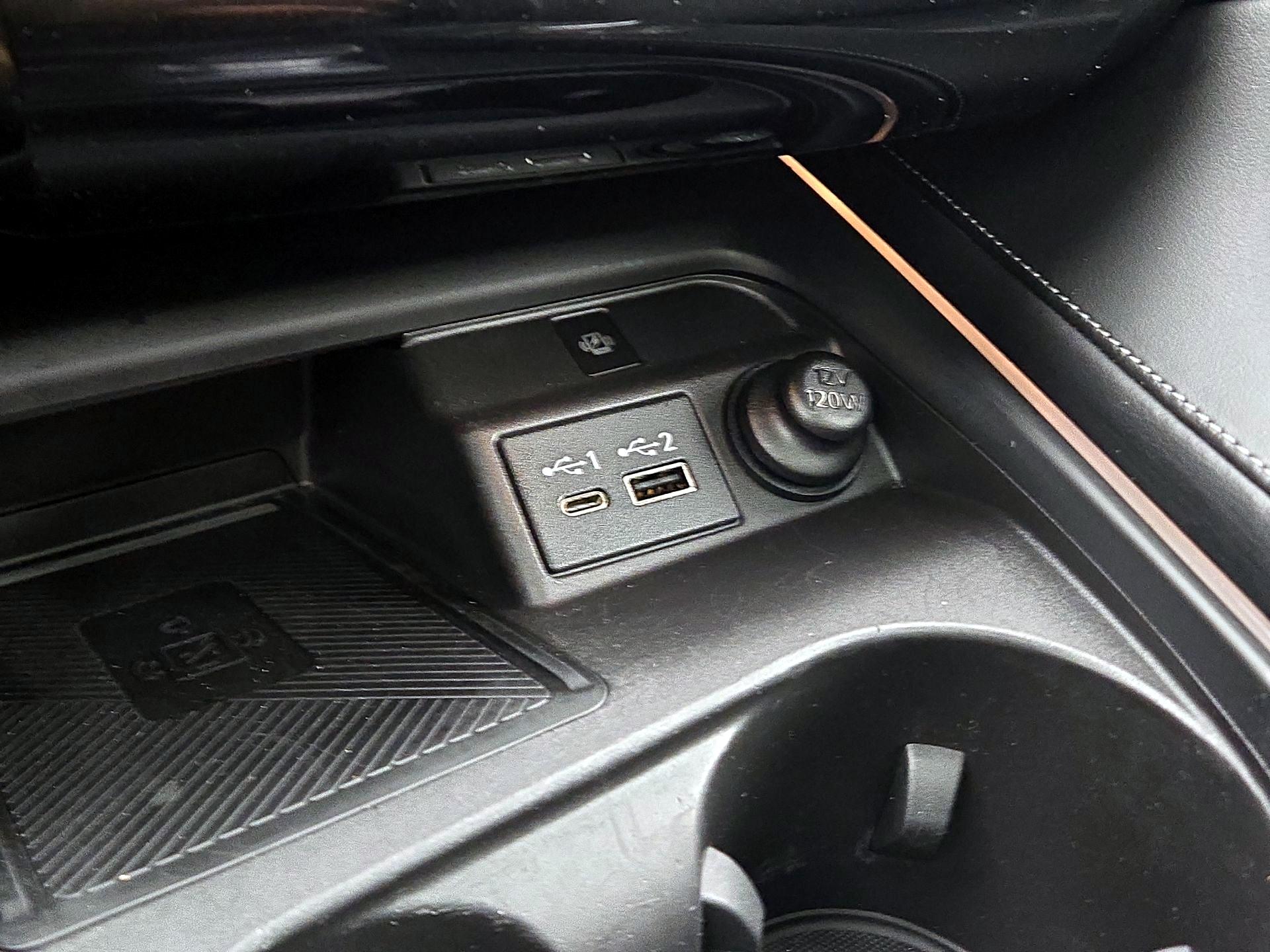 Thumbnail: 2023 INFINITI QX50 - 18