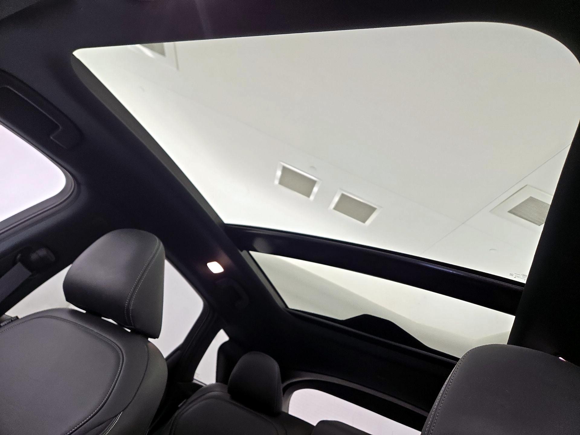 Thumbnail: 2023 INFINITI QX50 - 19