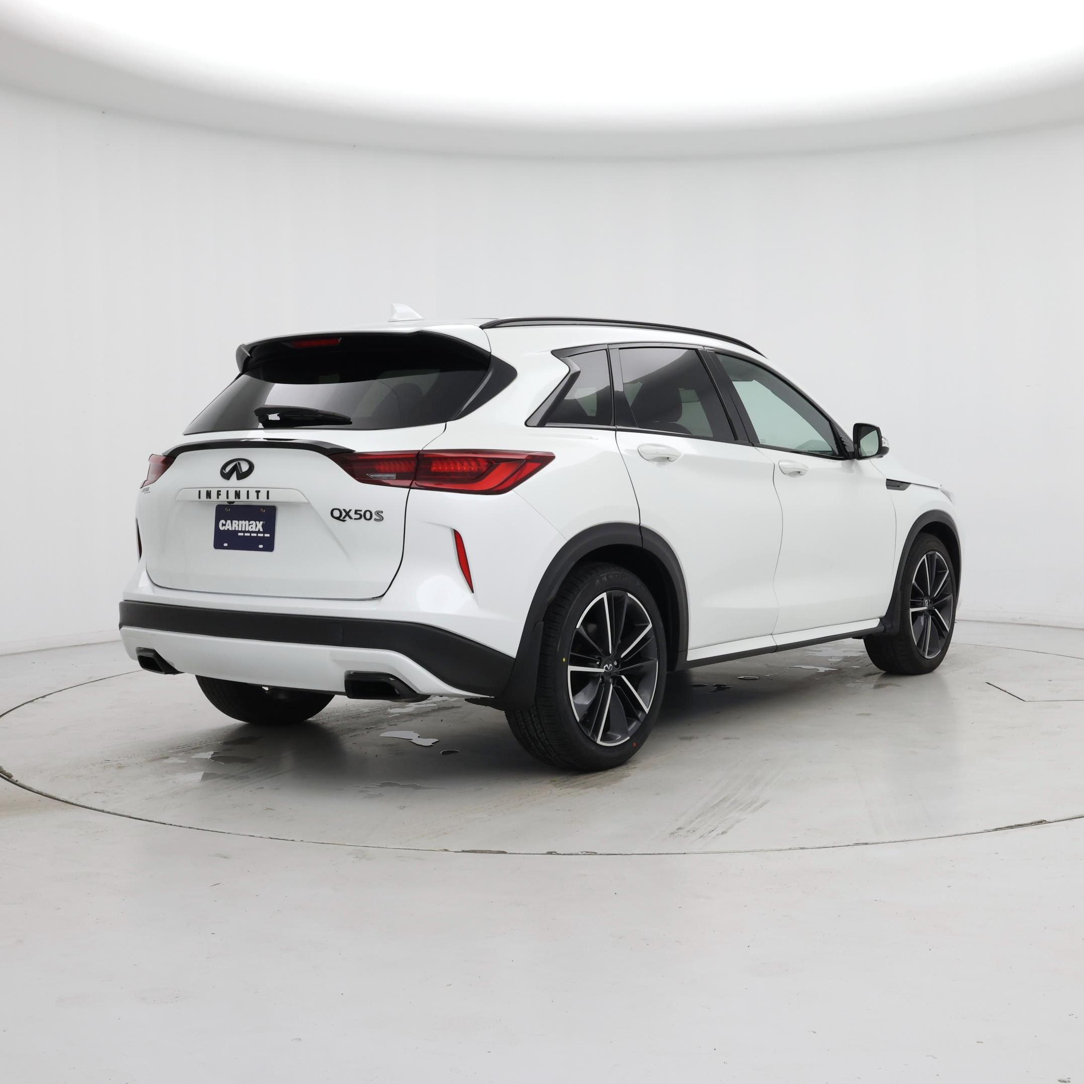 Thumbnail: 2023 INFINITI QX50 - 8