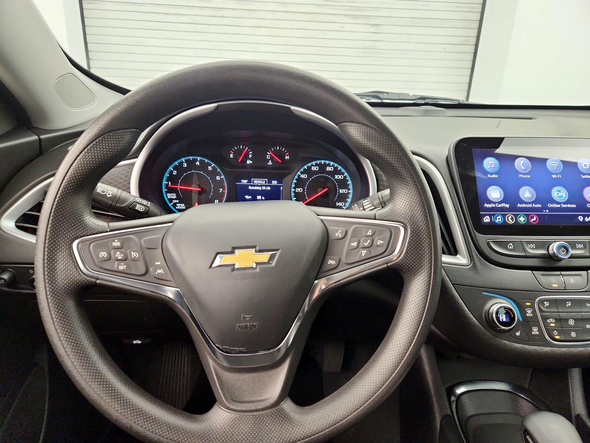 Thumbnail: 2023 Chevrolet Malibu - 10