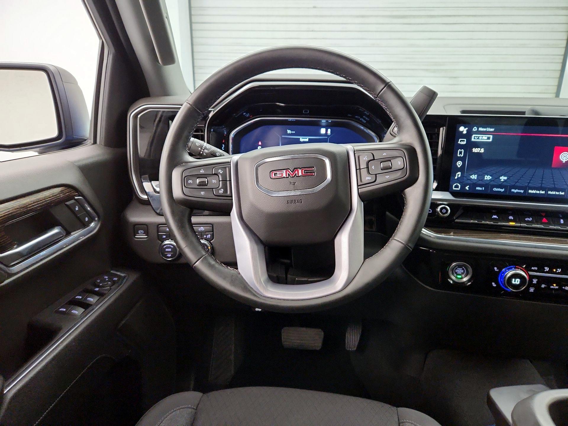 Thumbnail: 2023 GMC Sierra 1500 - 10