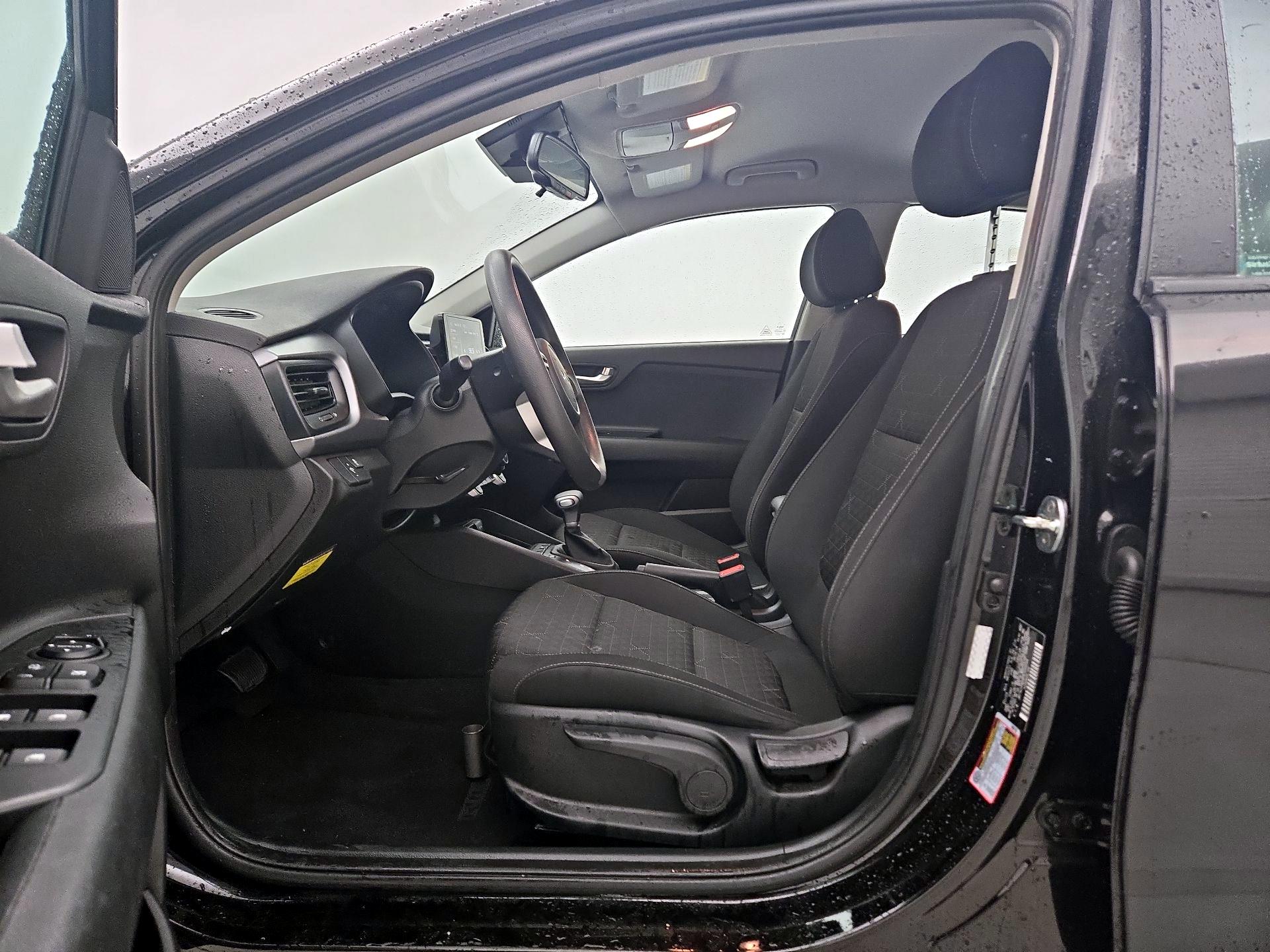 Thumbnail: 2023 Kia Rio - 11