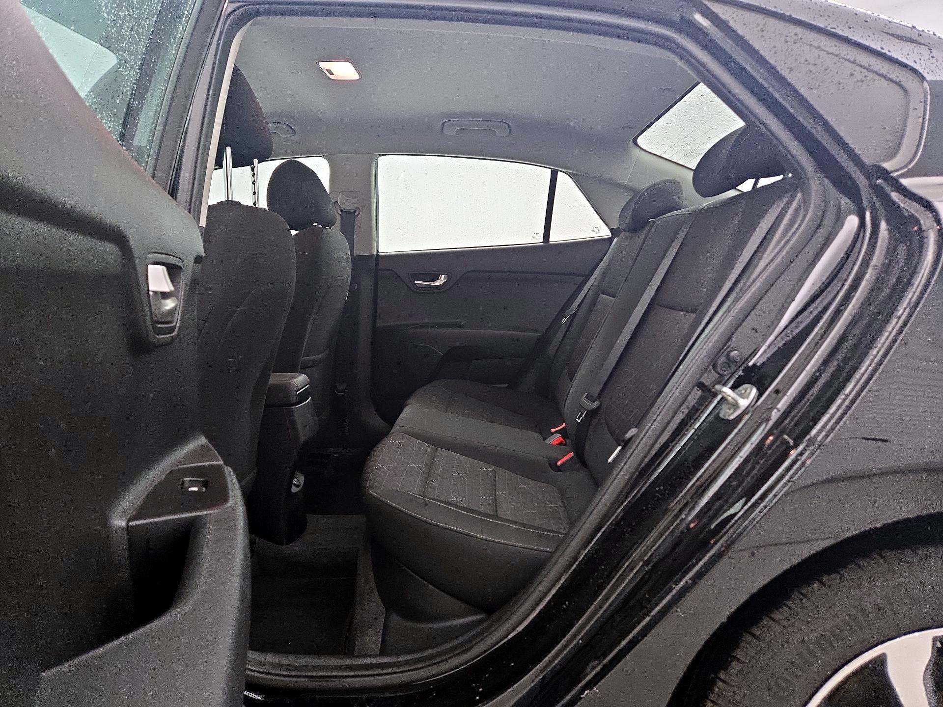 Thumbnail: 2023 Kia Rio - 19