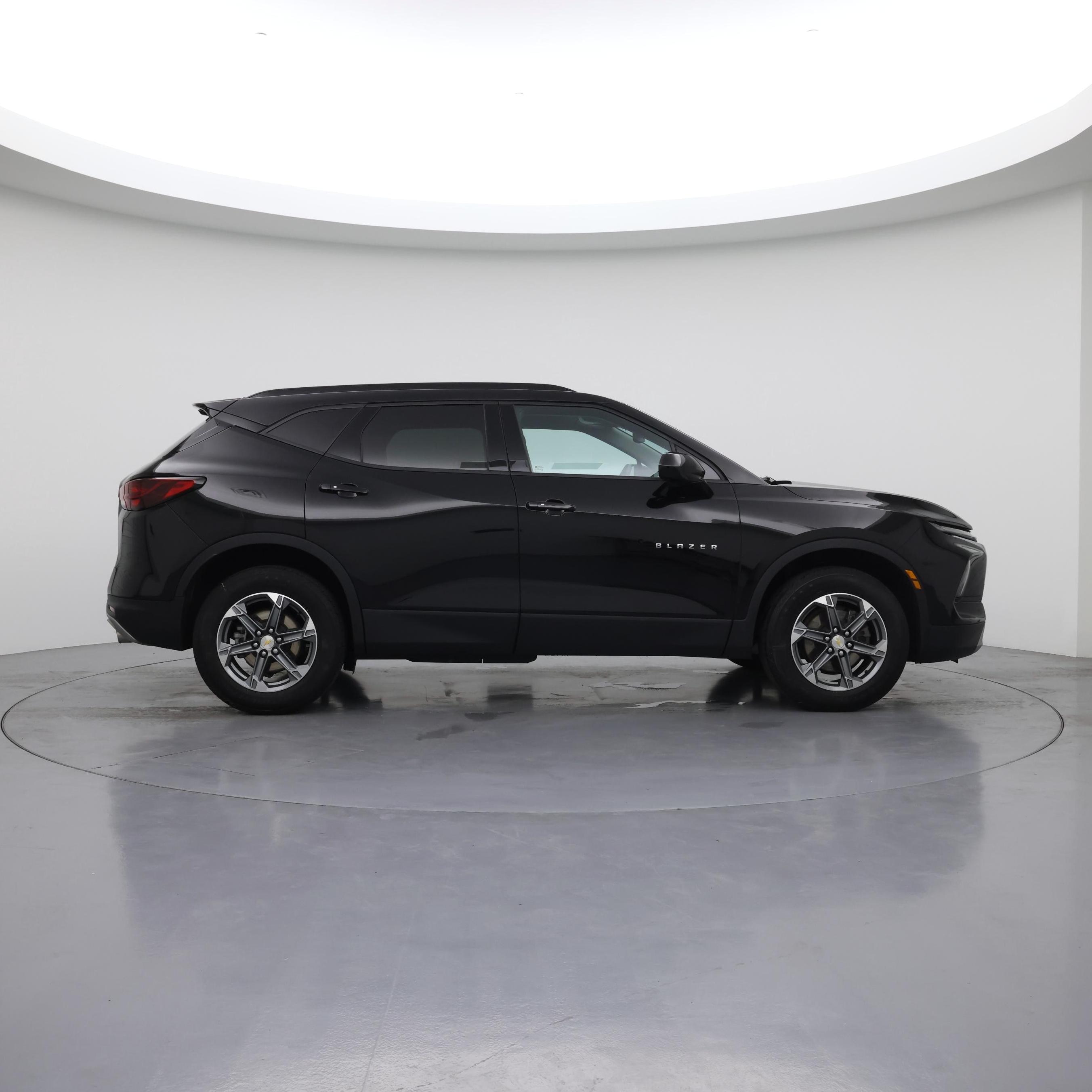 Thumbnail: 2023 Chevrolet Blazer - 7
