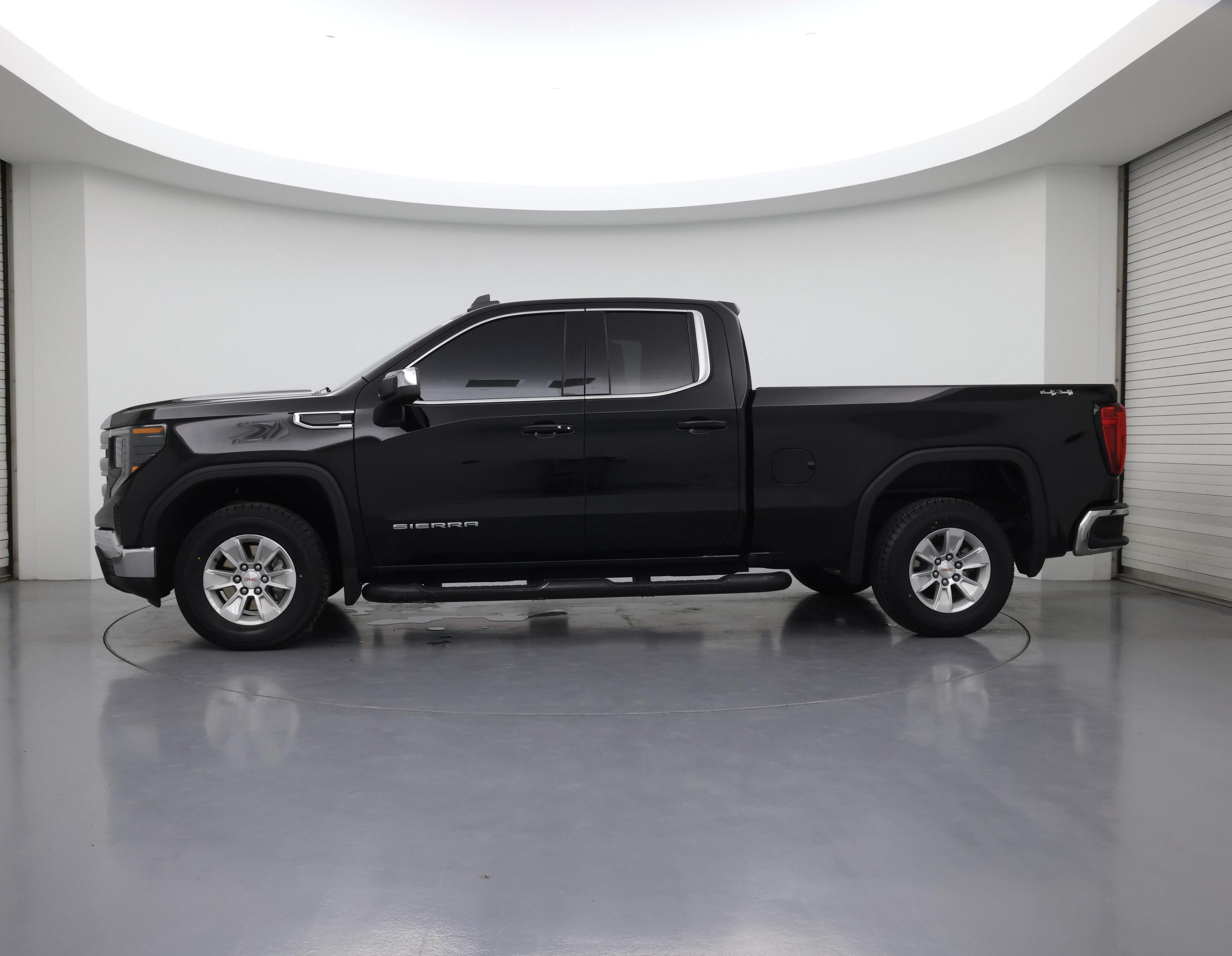 Thumbnail: 2023 GMC Sierra 1500 - 3