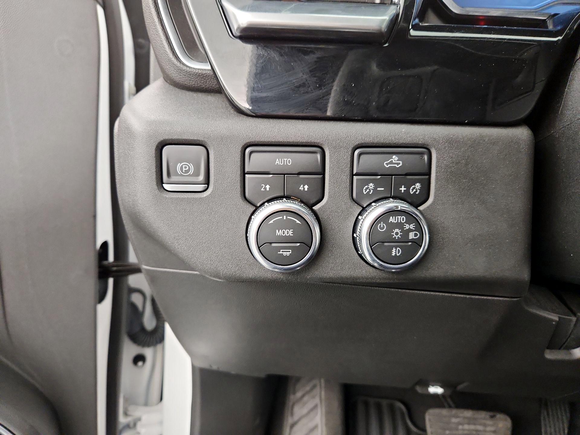 Thumbnail: 2023 GMC Sierra 1500 - 13