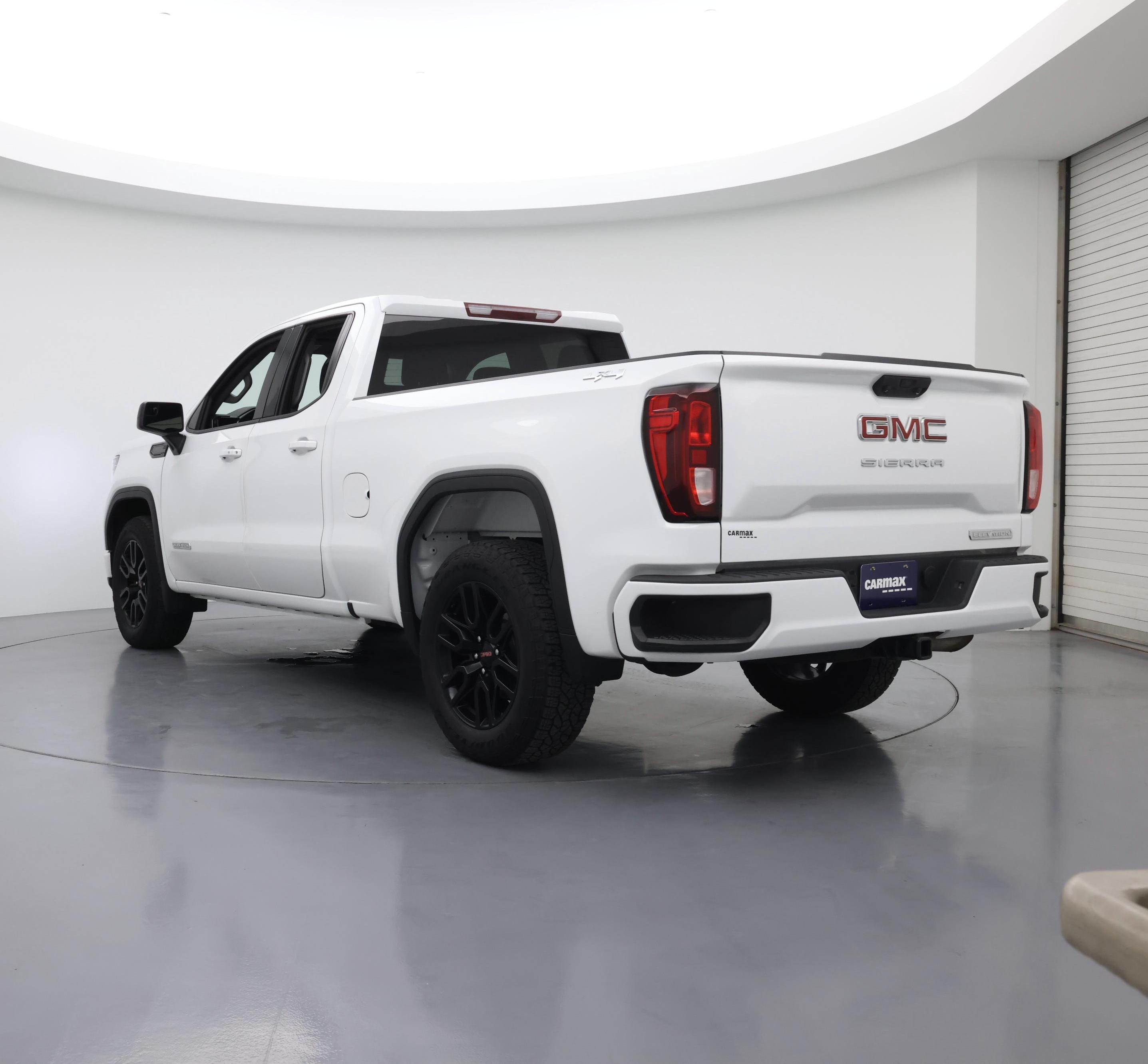 Thumbnail: 2023 GMC Sierra 1500 - 2