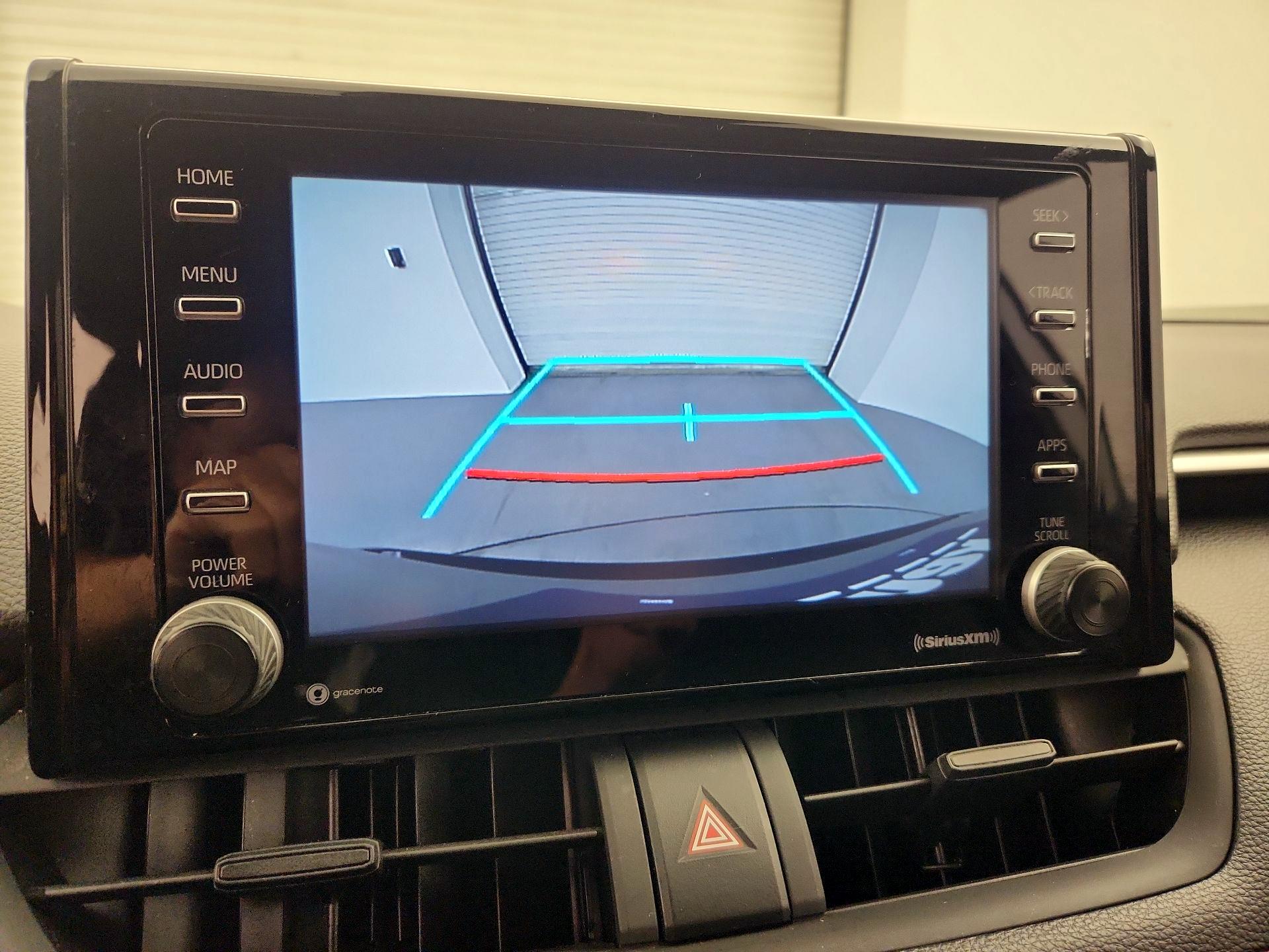 Thumbnail: 2022 Toyota RAV4 - 14