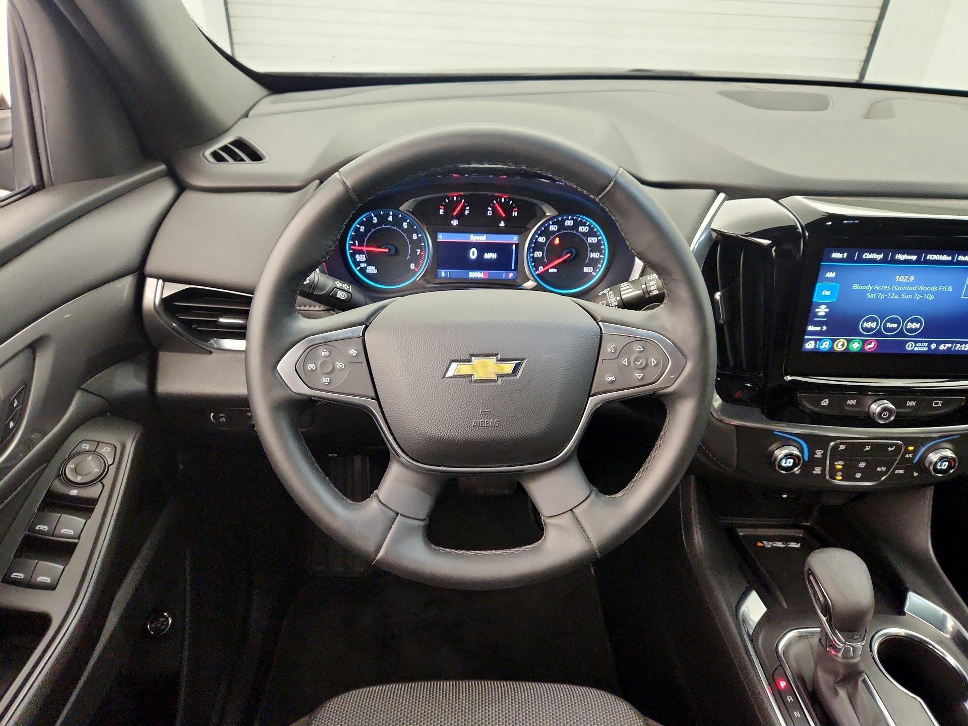Thumbnail: 2023 Chevrolet Traverse - 10