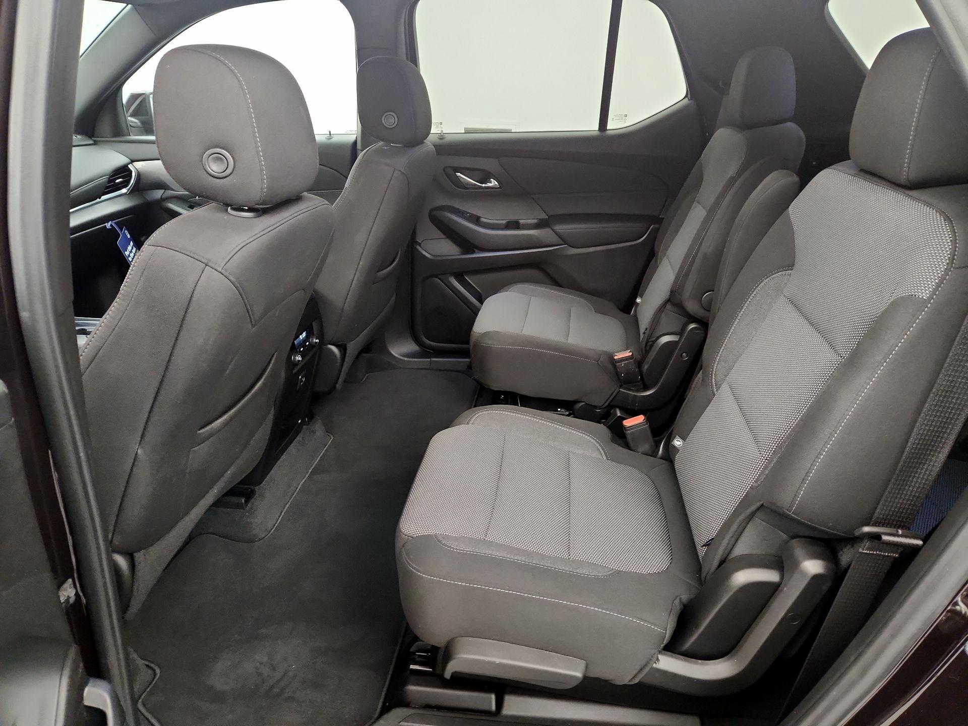 Thumbnail: 2023 Chevrolet Traverse - 19