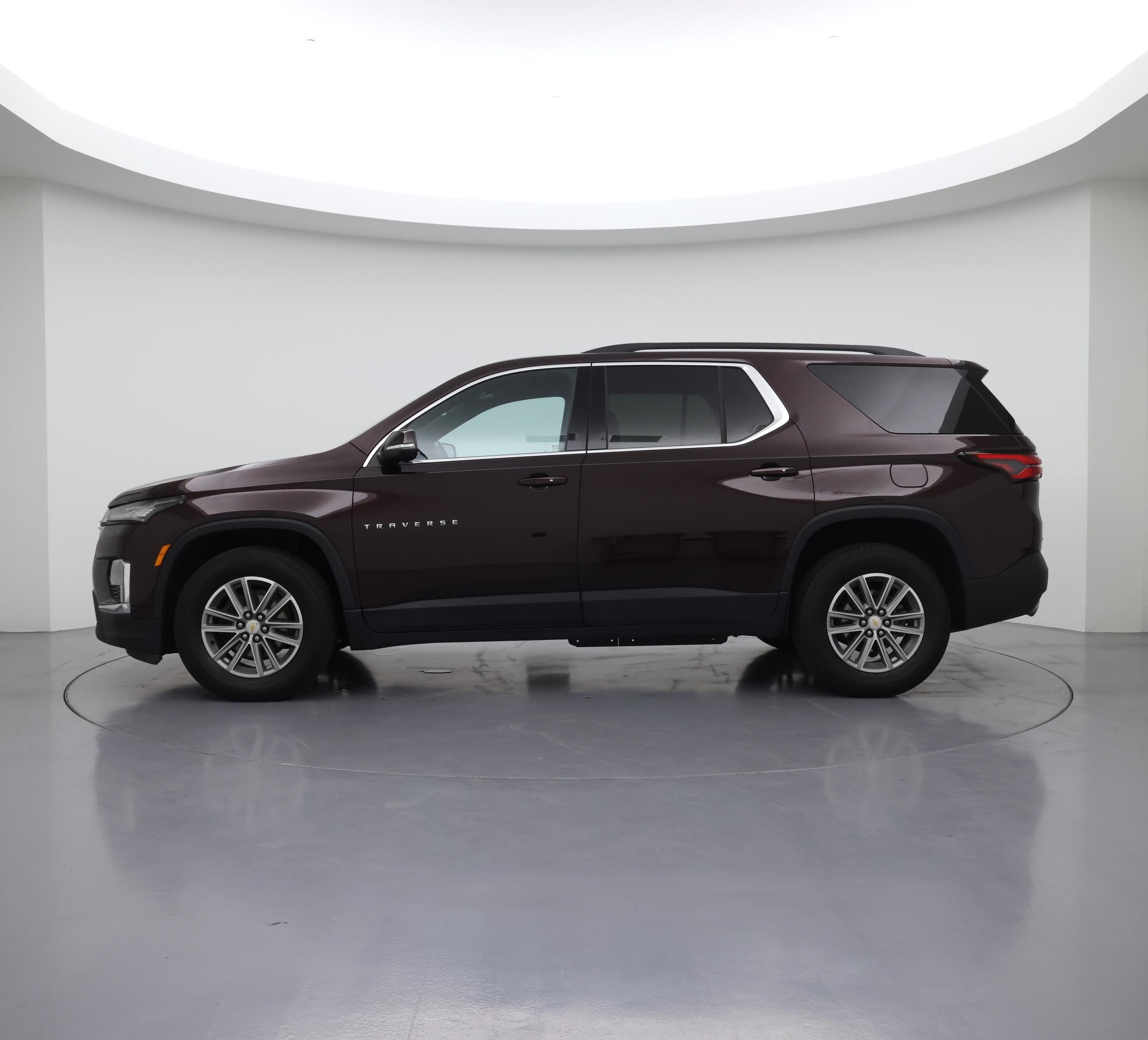 Thumbnail: 2023 Chevrolet Traverse - 3