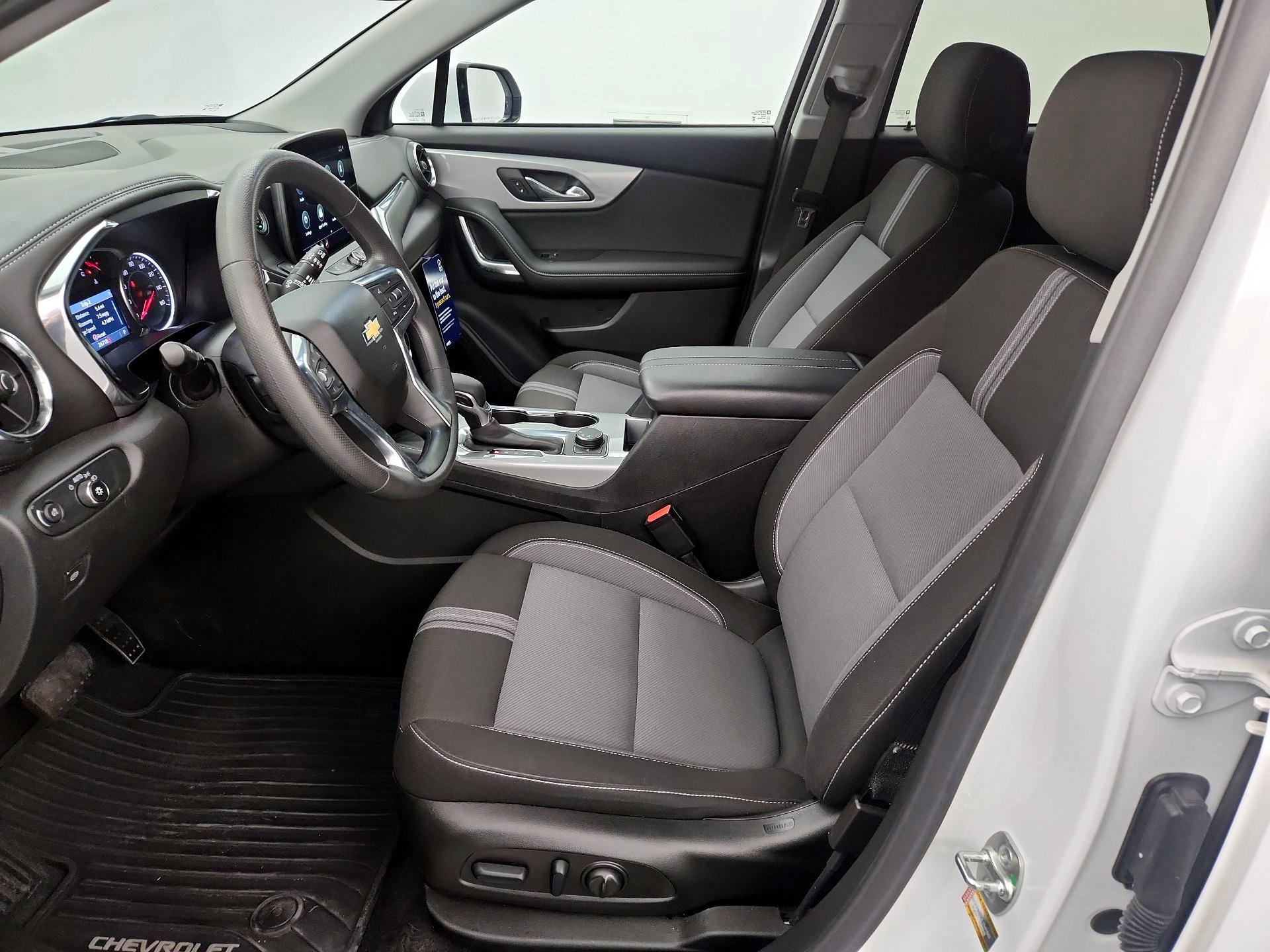Thumbnail: 2023 Chevrolet Blazer - 9