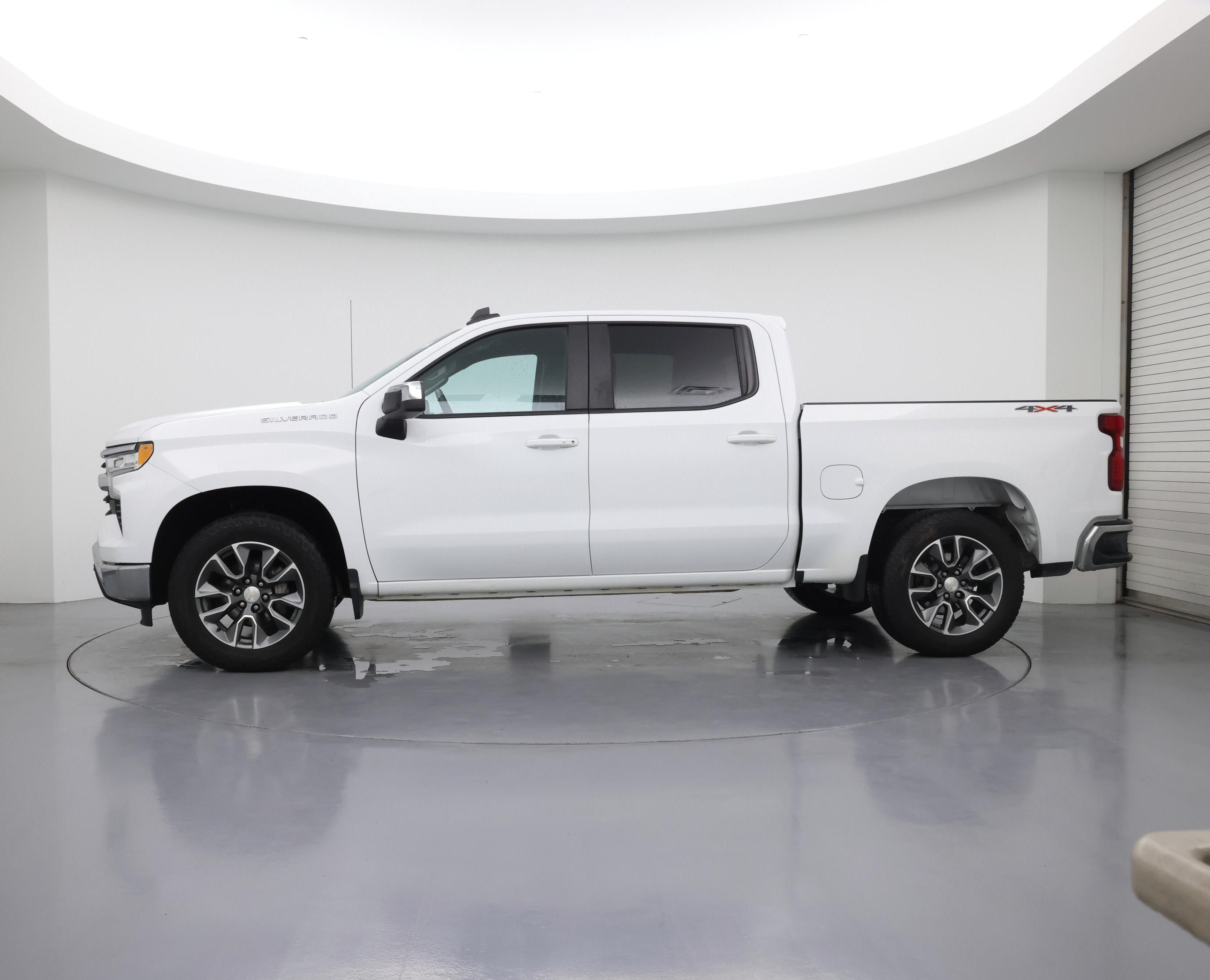 Thumbnail: 2023 Chevrolet Silverado 1500 - 3