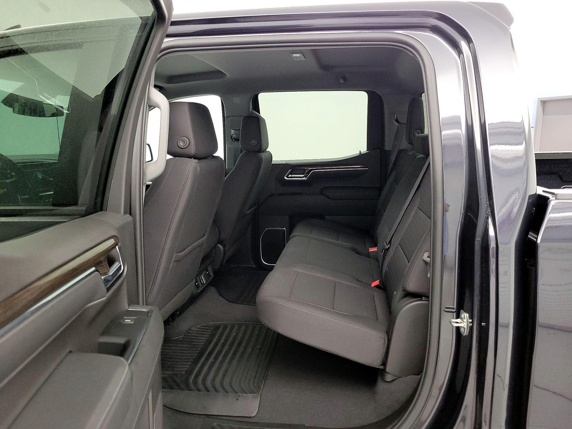 Thumbnail: 2023 Chevrolet Silverado 1500 - 20