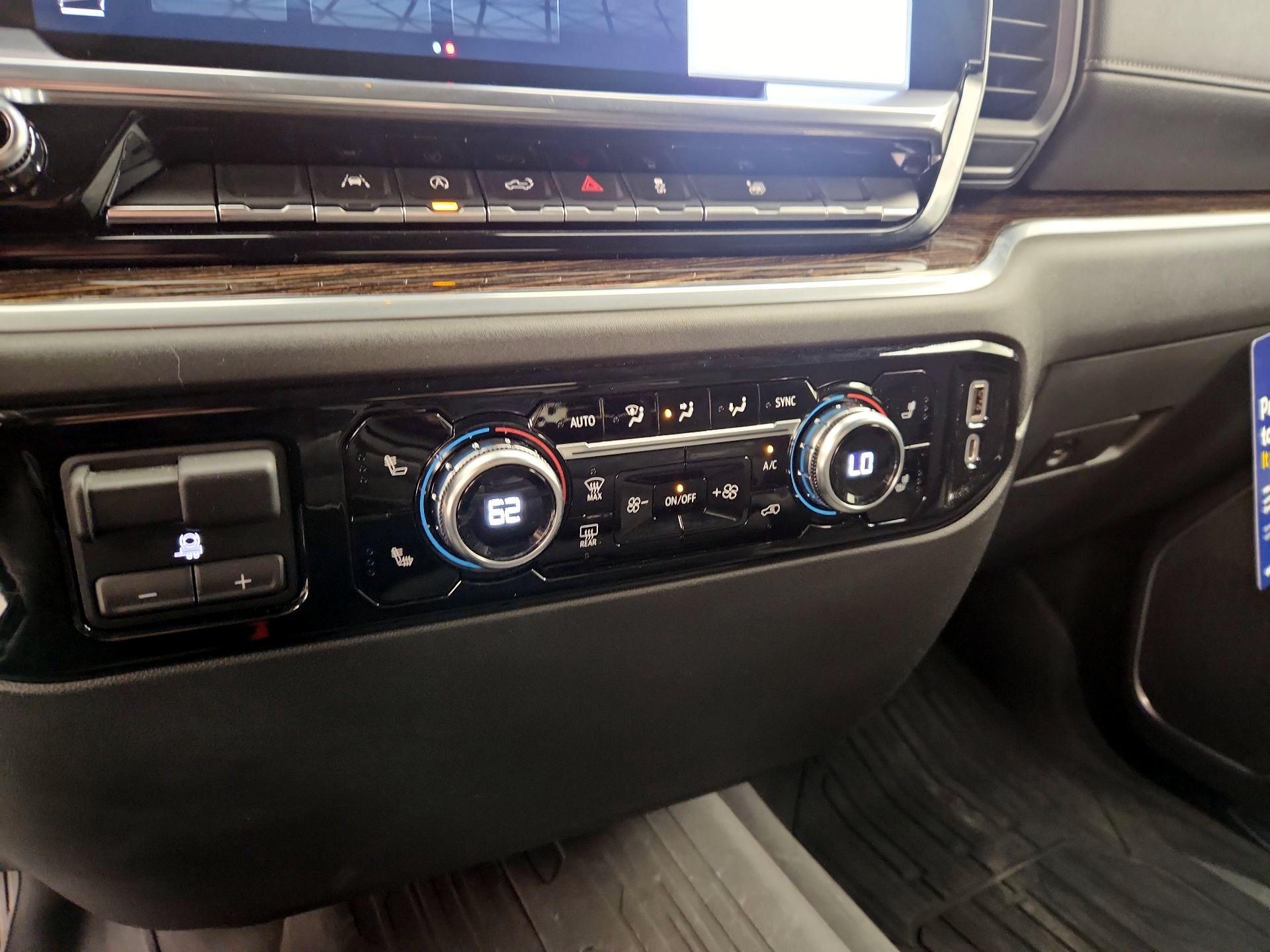 Thumbnail: 2022 GMC Sierra 1500 - 16