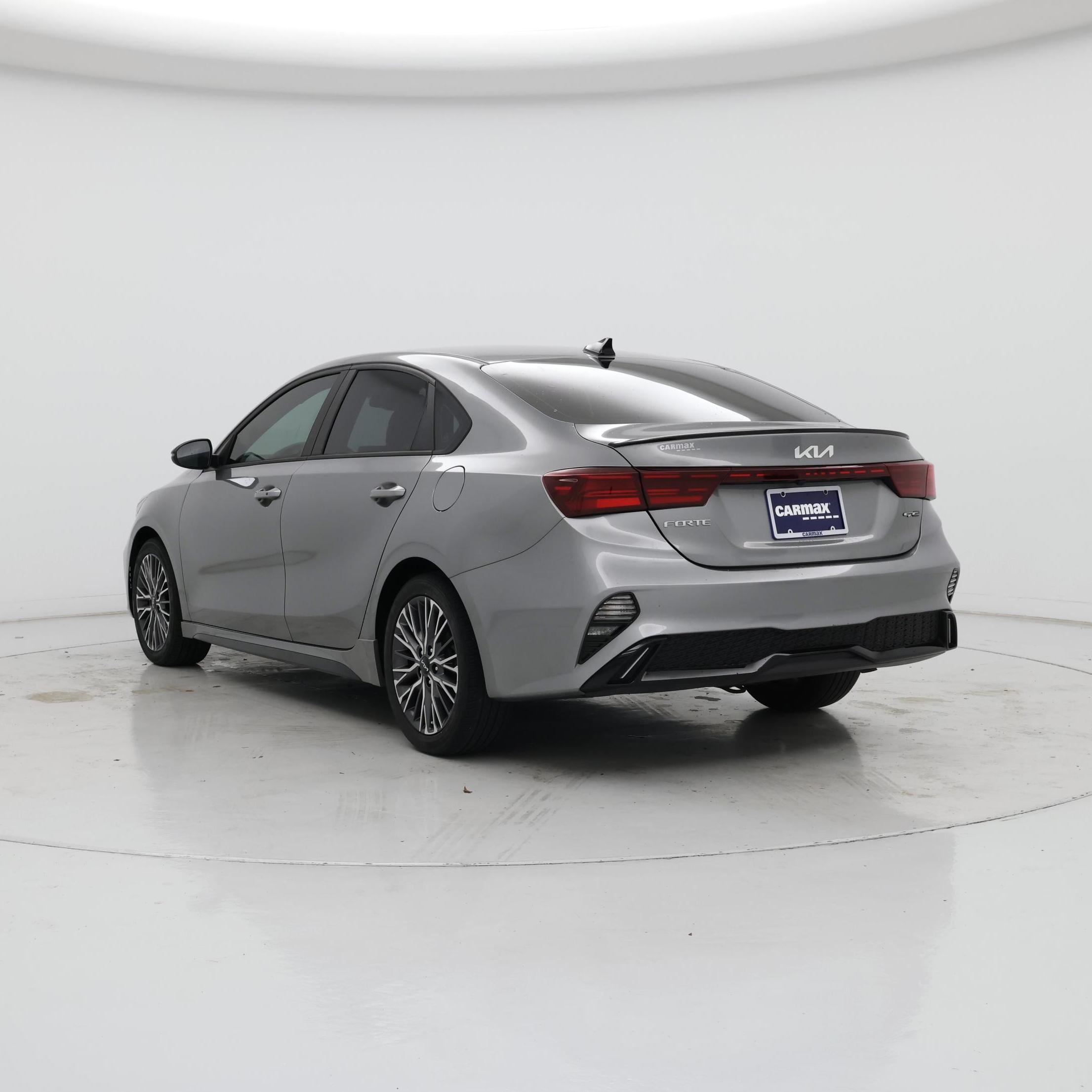Thumbnail: 2022 Kia Forte - 2