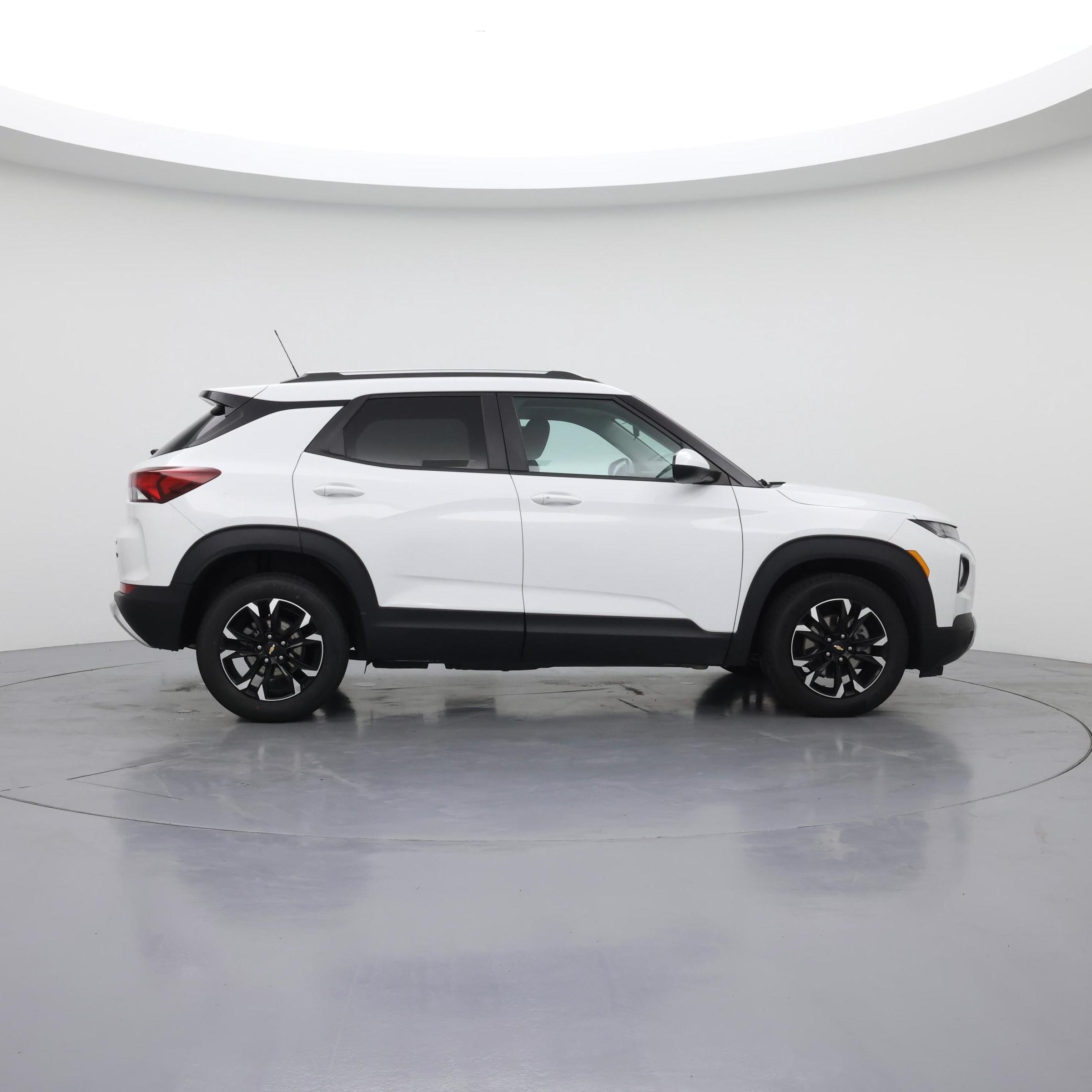 Thumbnail: 2023 Chevrolet TrailBlazer - 7