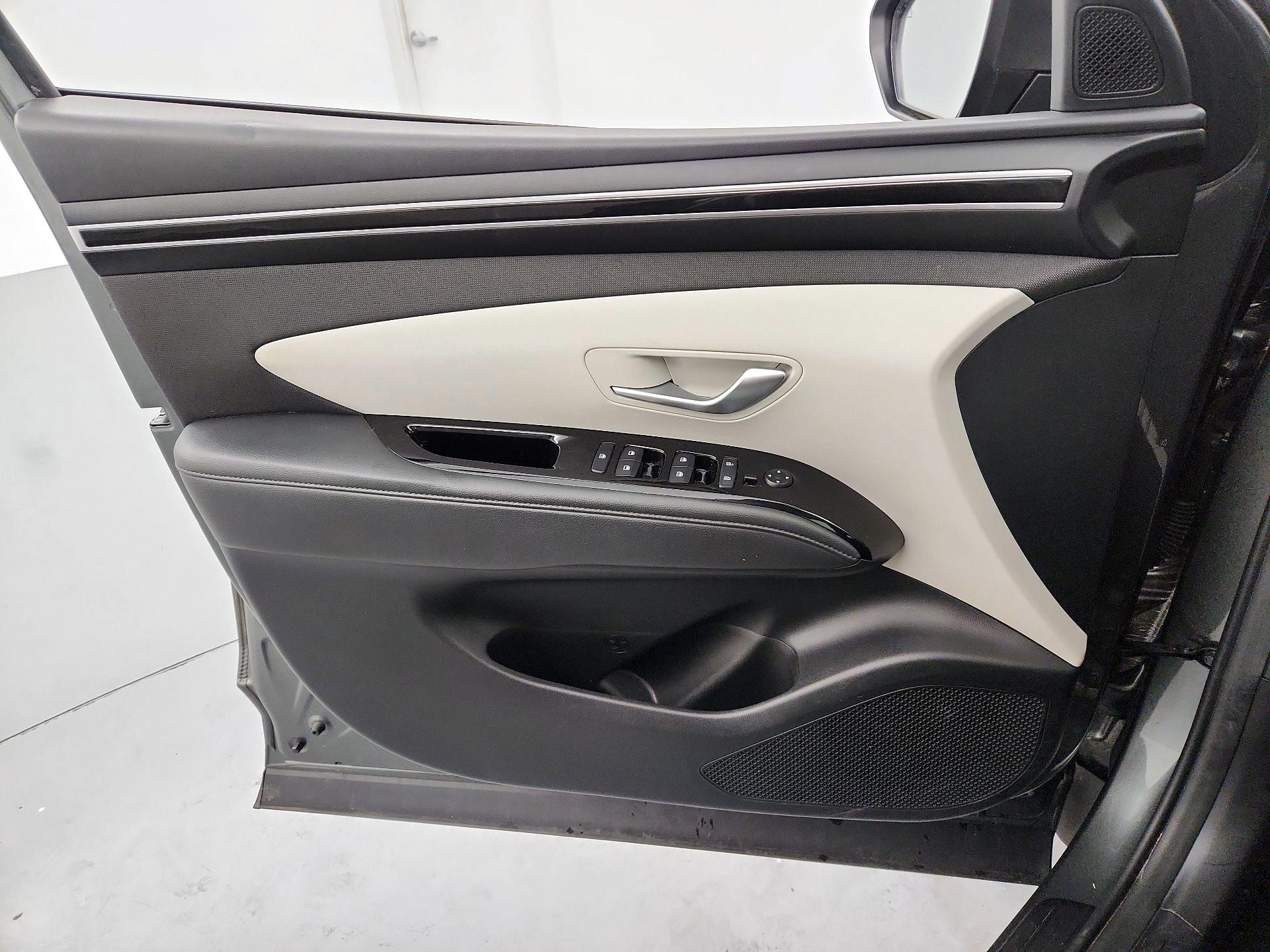 Thumbnail: 2022 Hyundai Tucson - 12