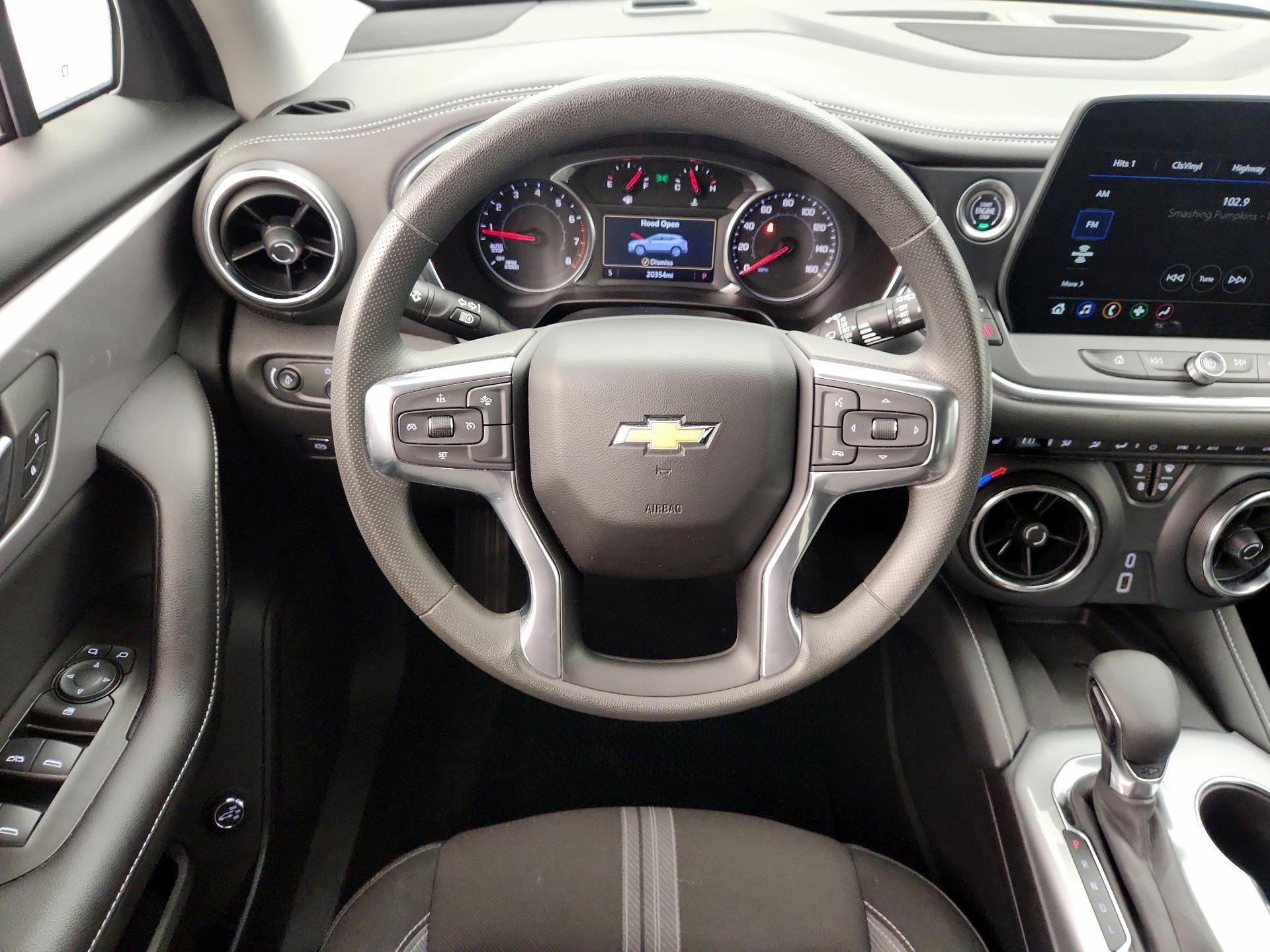 Thumbnail: 2023 Chevrolet Blazer - 10