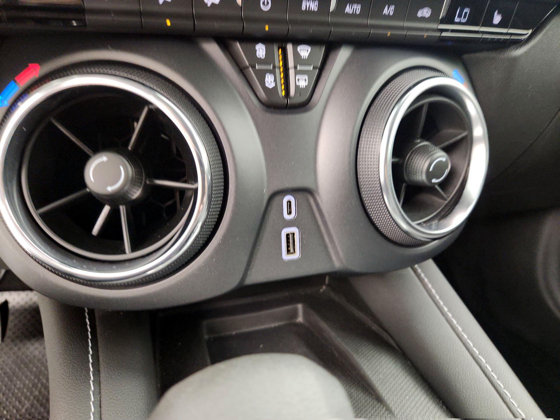 Thumbnail: 2023 Chevrolet Blazer - 18
