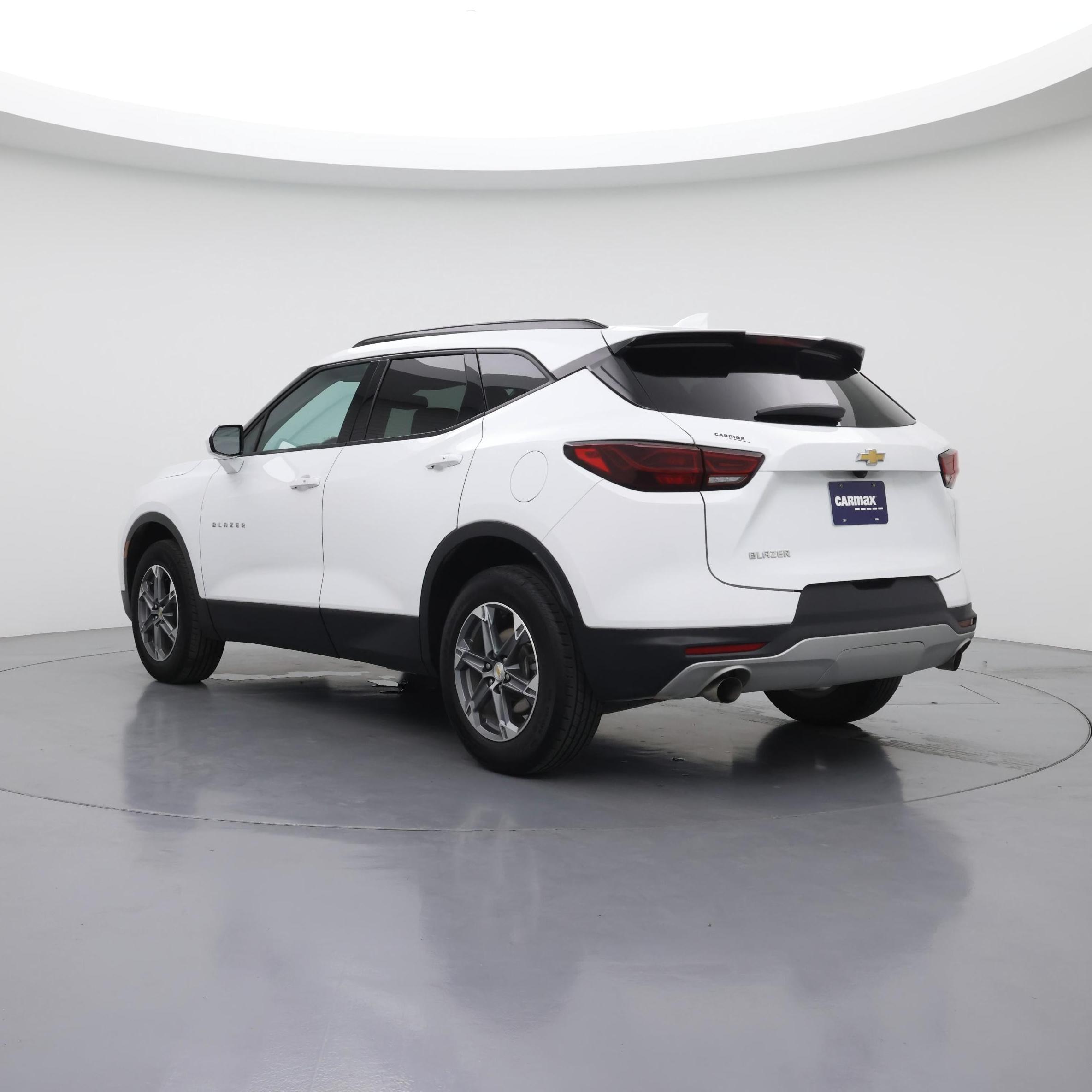 Thumbnail: 2023 Chevrolet Blazer - 2