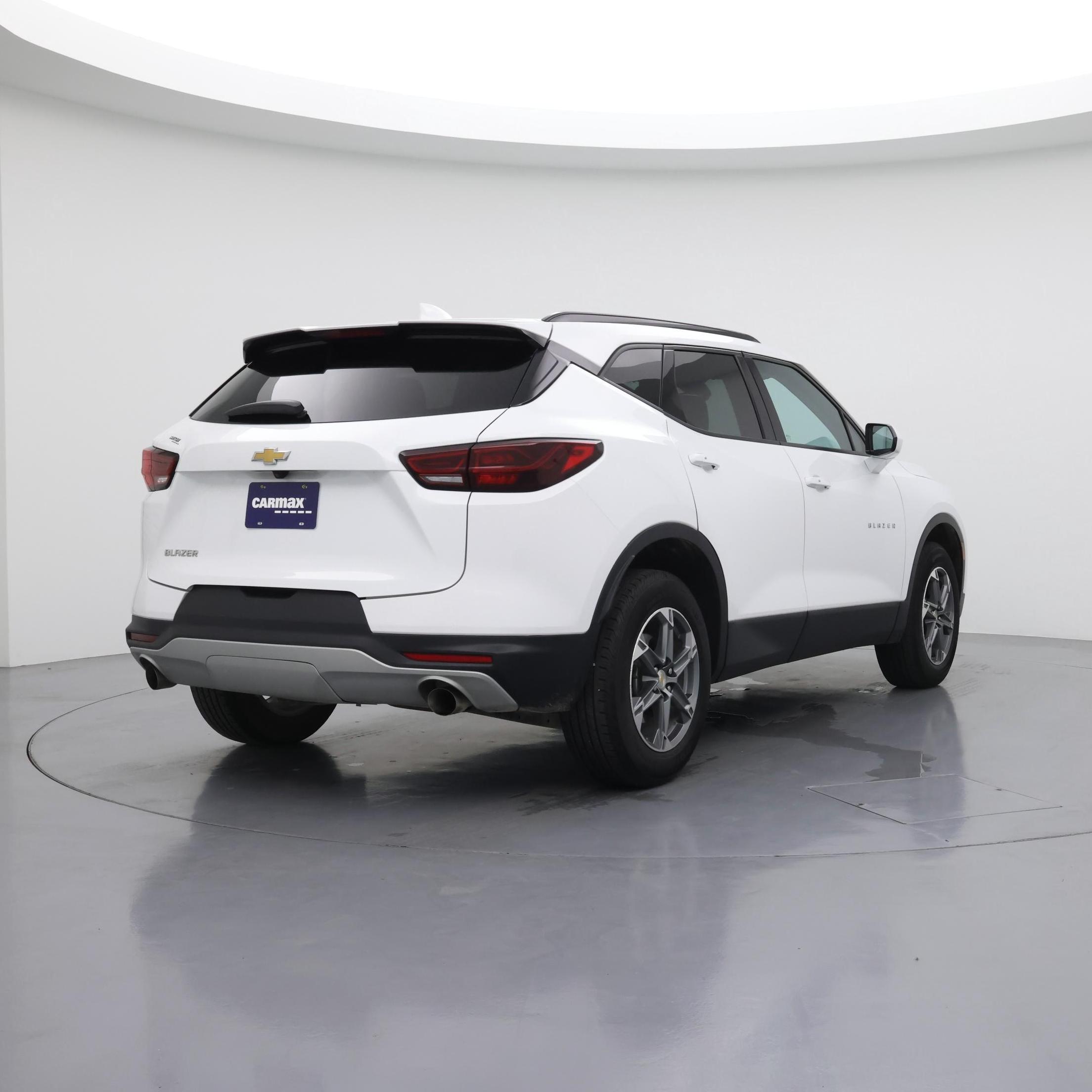 Thumbnail: 2023 Chevrolet Blazer - 8
