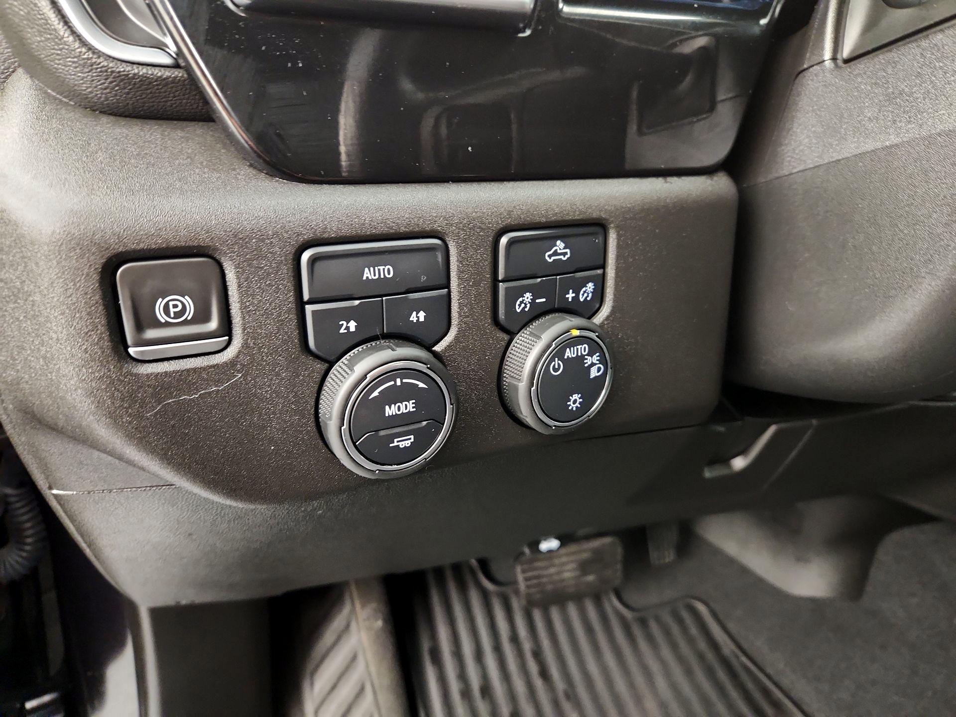 Thumbnail: 2022 Chevrolet Silverado 1500 - 13