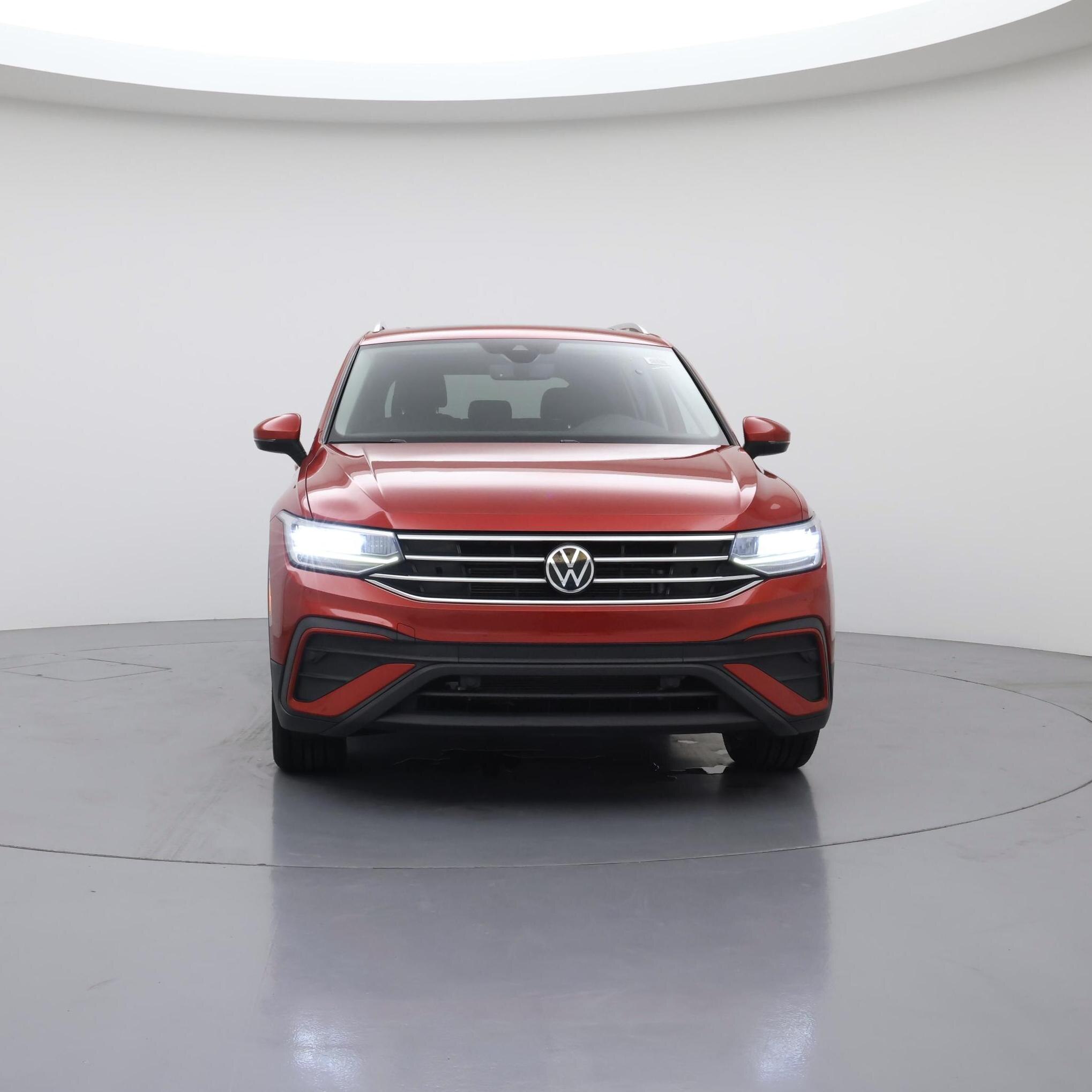 Thumbnail: 2022 Volkswagen Tiguan - 5