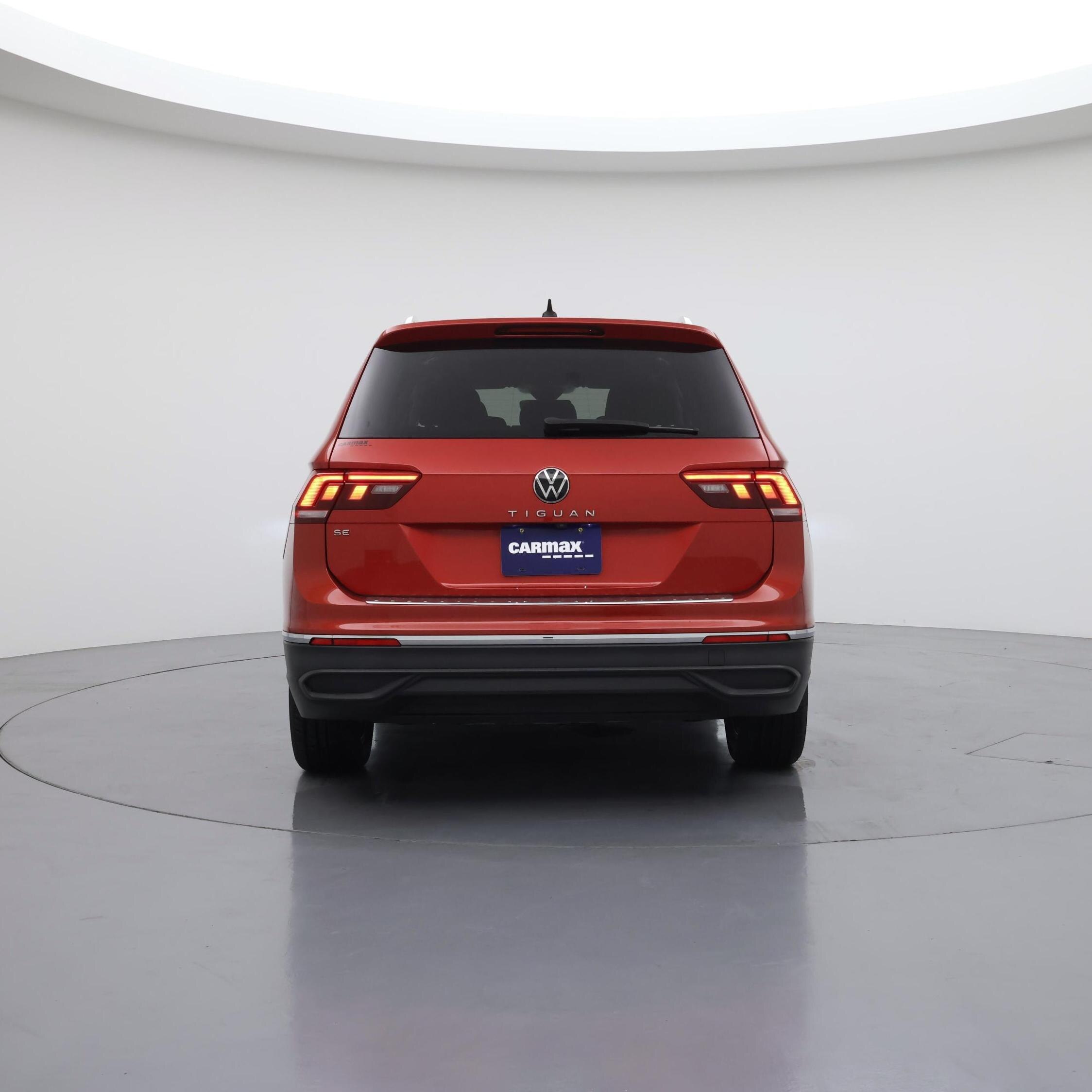 Thumbnail: 2022 Volkswagen Tiguan - 6