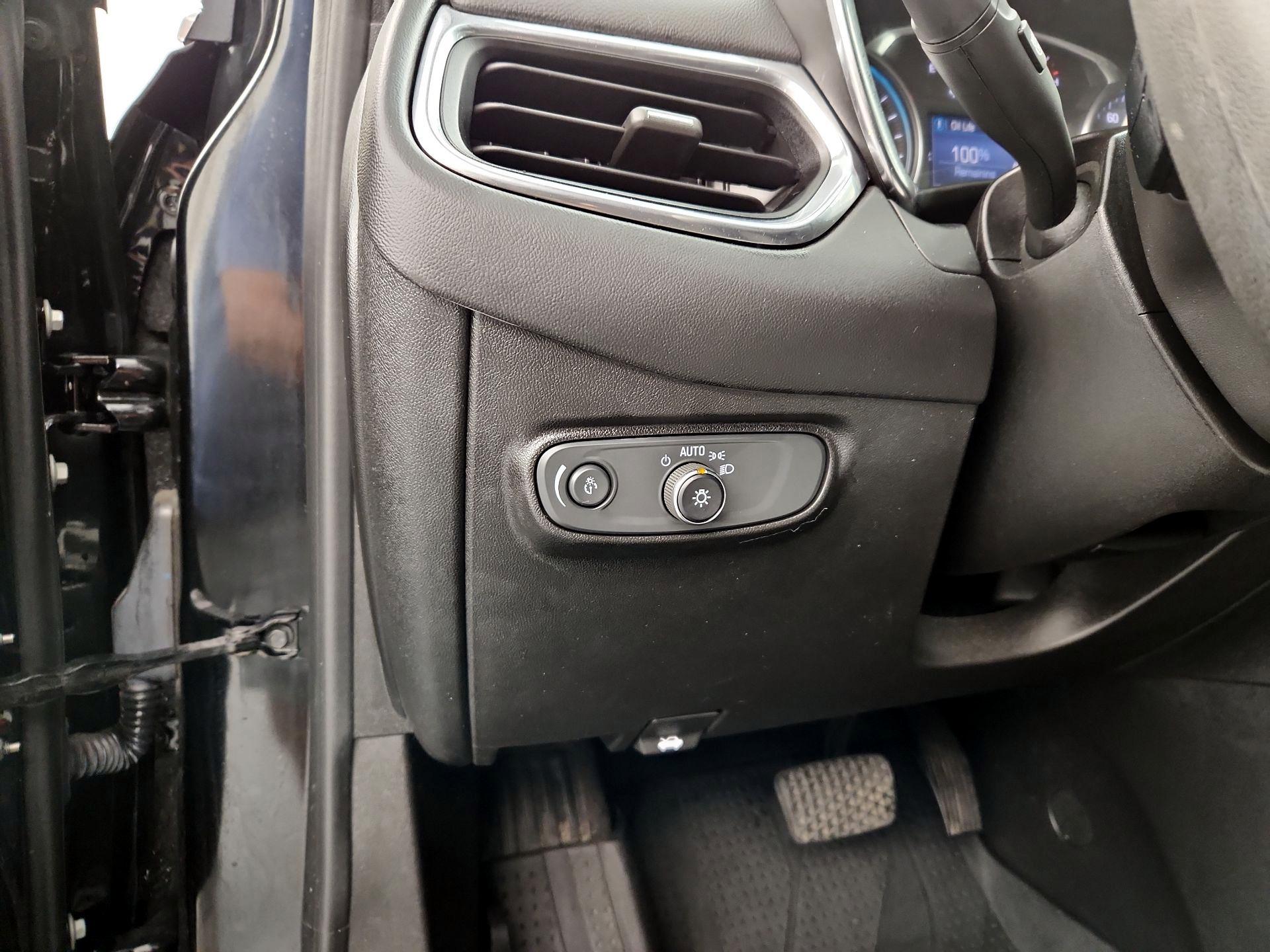 Thumbnail: 2021 Chevrolet Equinox - 13