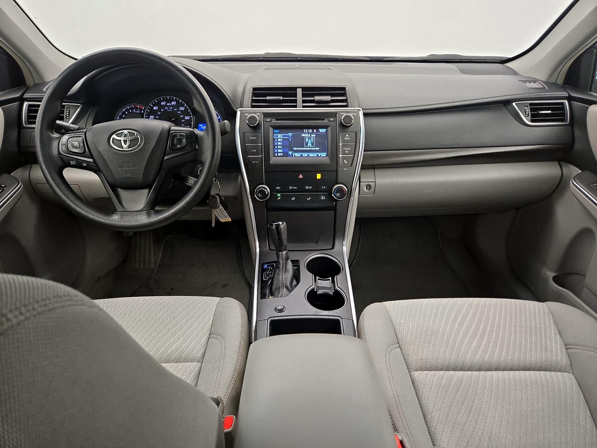 Thumbnail: 2015 Toyota Camry - 9