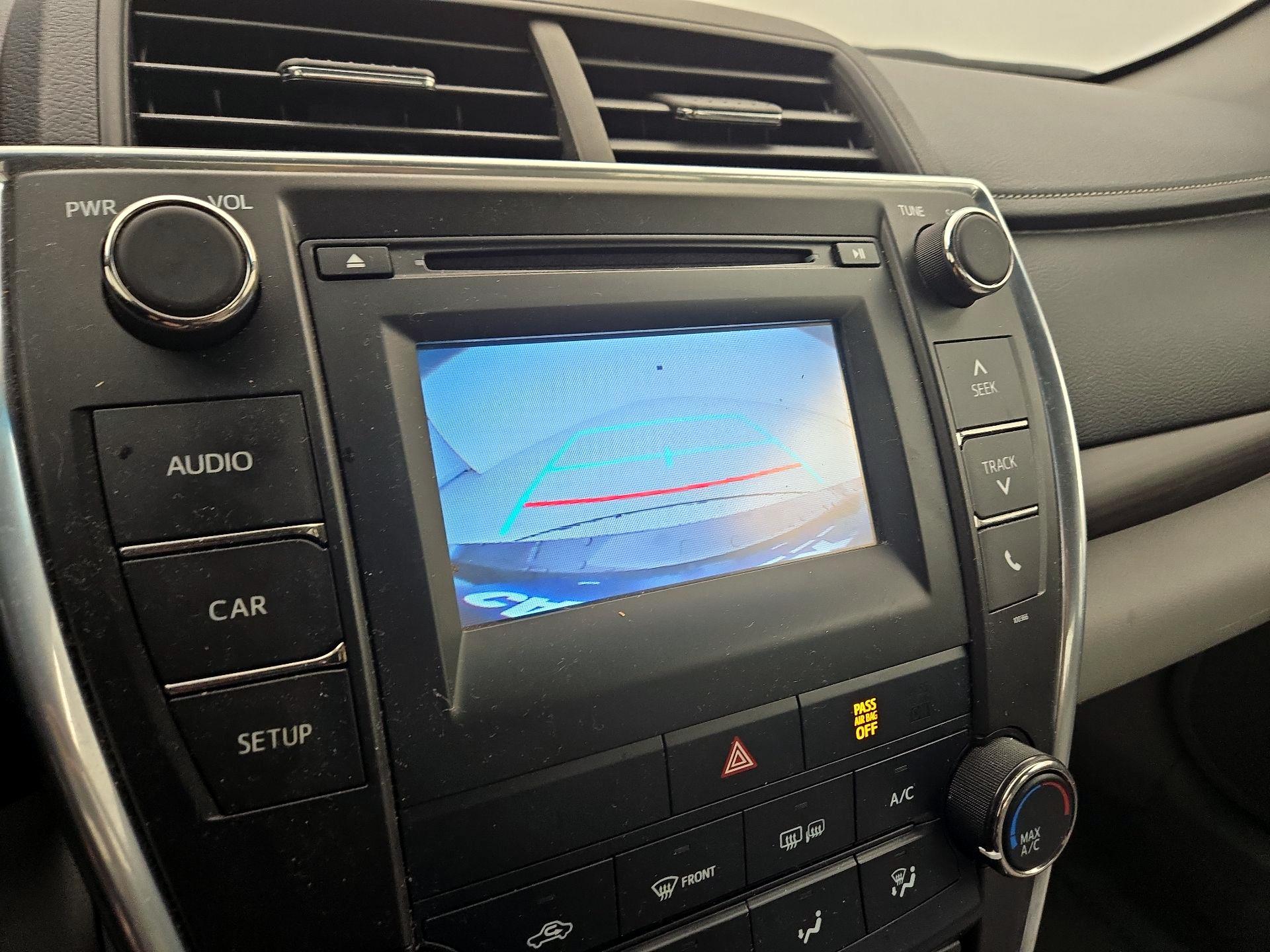 Thumbnail: 2015 Toyota Camry - 14