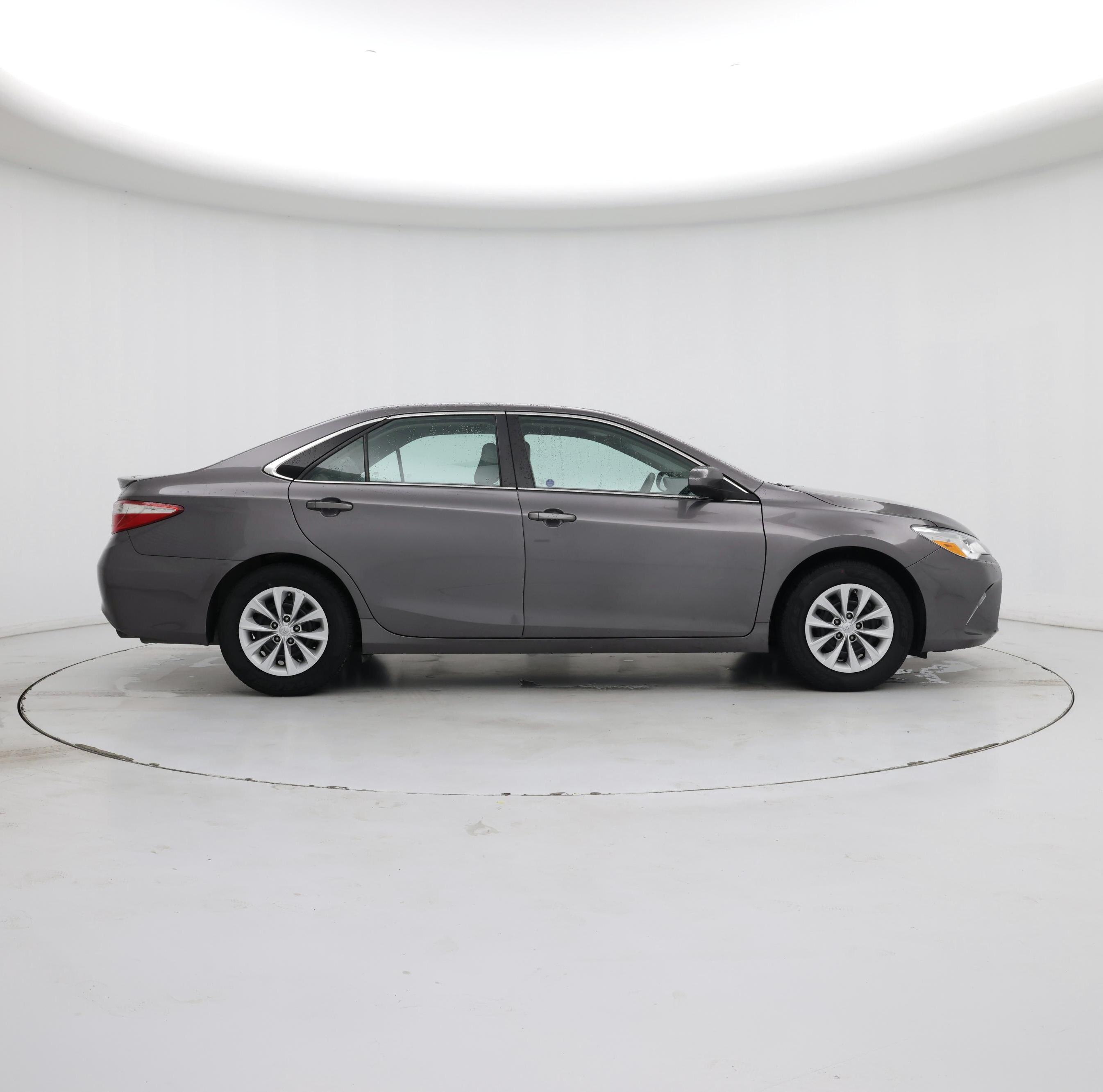 Thumbnail: 2015 Toyota Camry - 7