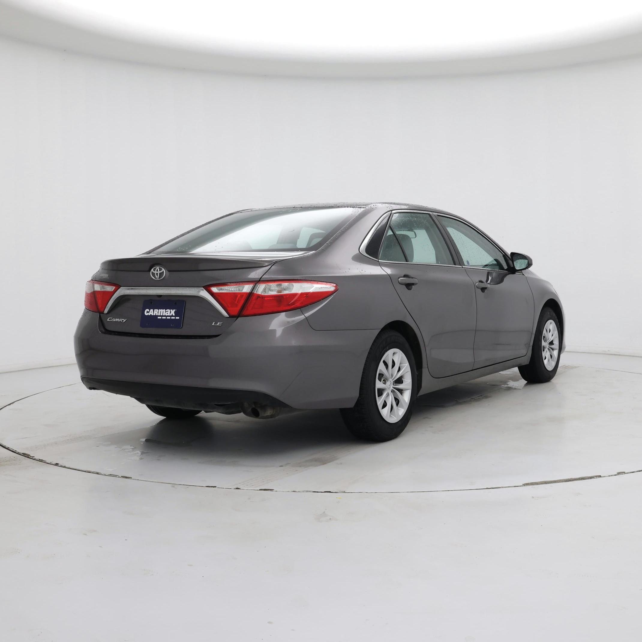 Thumbnail: 2015 Toyota Camry - 8