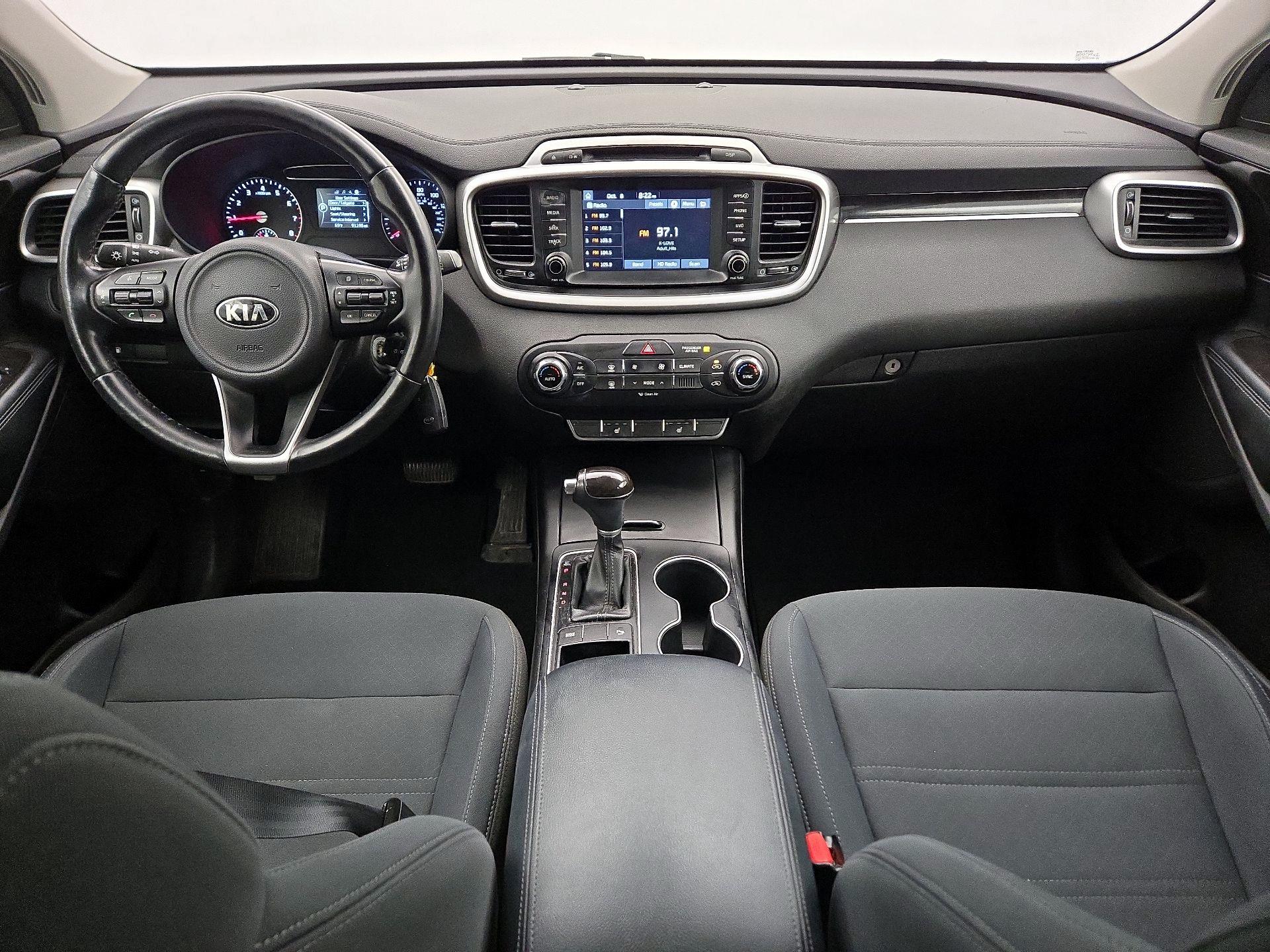Thumbnail: 2018 Kia Sorento - 9