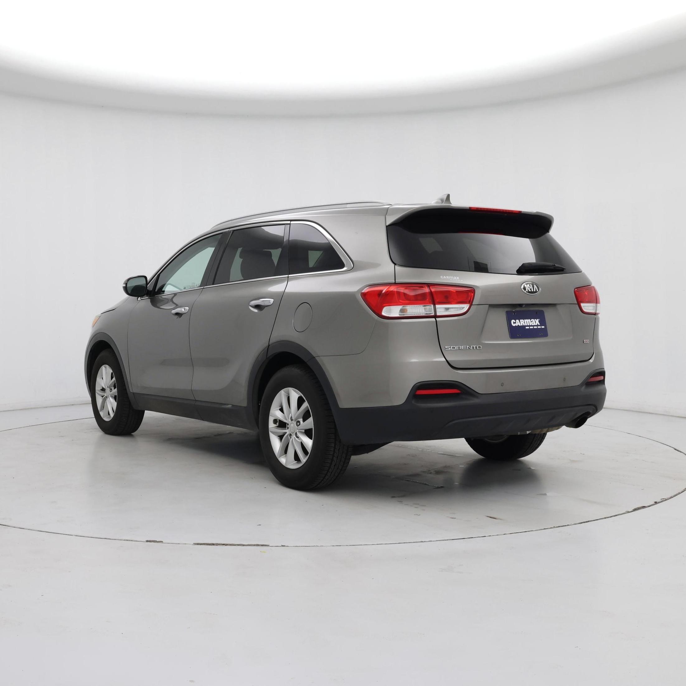 Thumbnail: 2018 Kia Sorento - 2