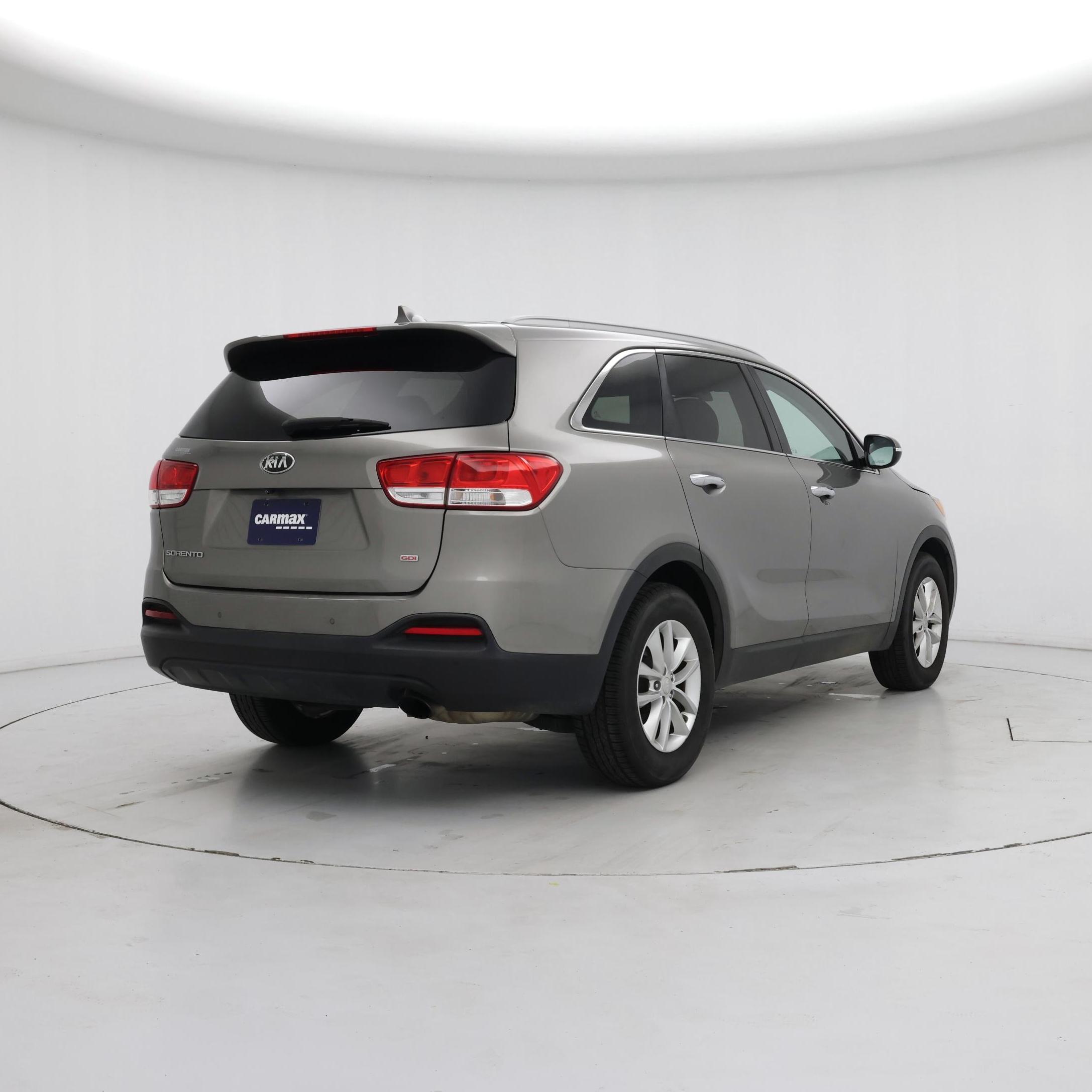 Thumbnail: 2018 Kia Sorento - 8