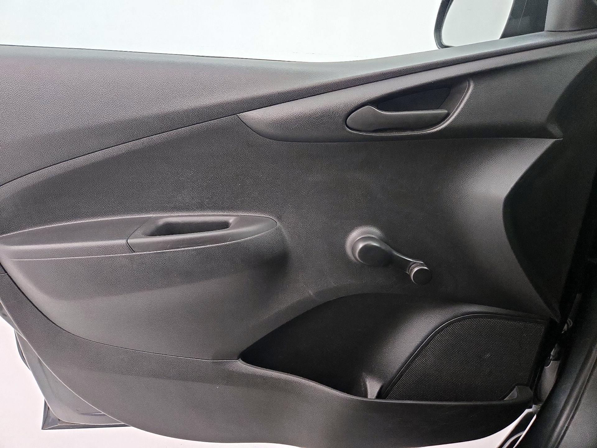 Thumbnail: 2018 Chevrolet Spark - 12