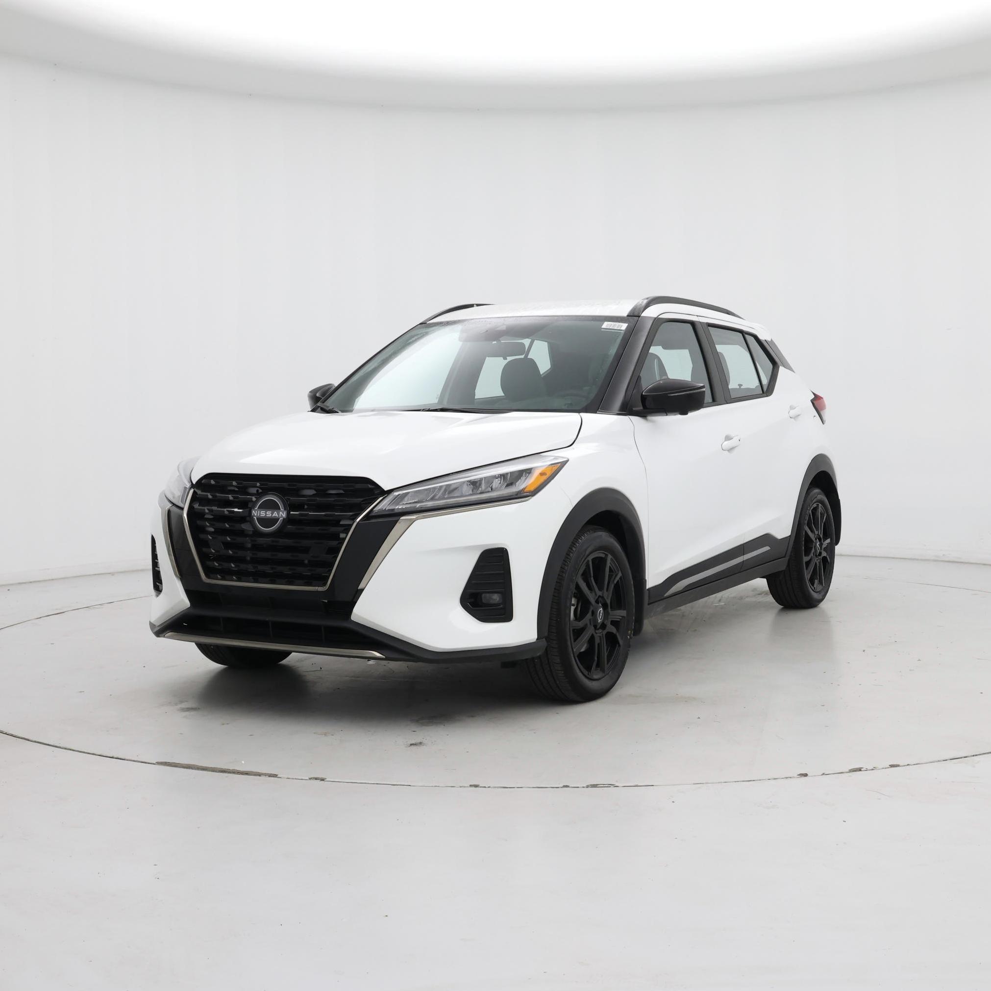 Thumbnail: 2024 Nissan Kicks - 4